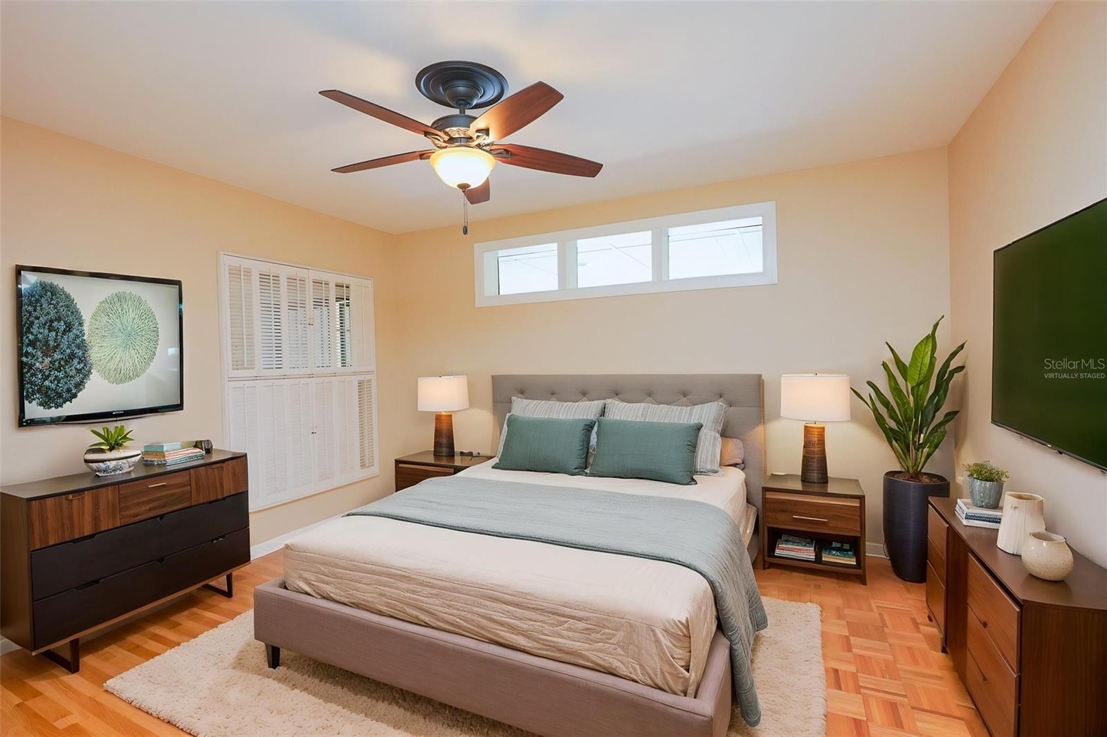 CASA LOMA CLUB, INC. - Residential