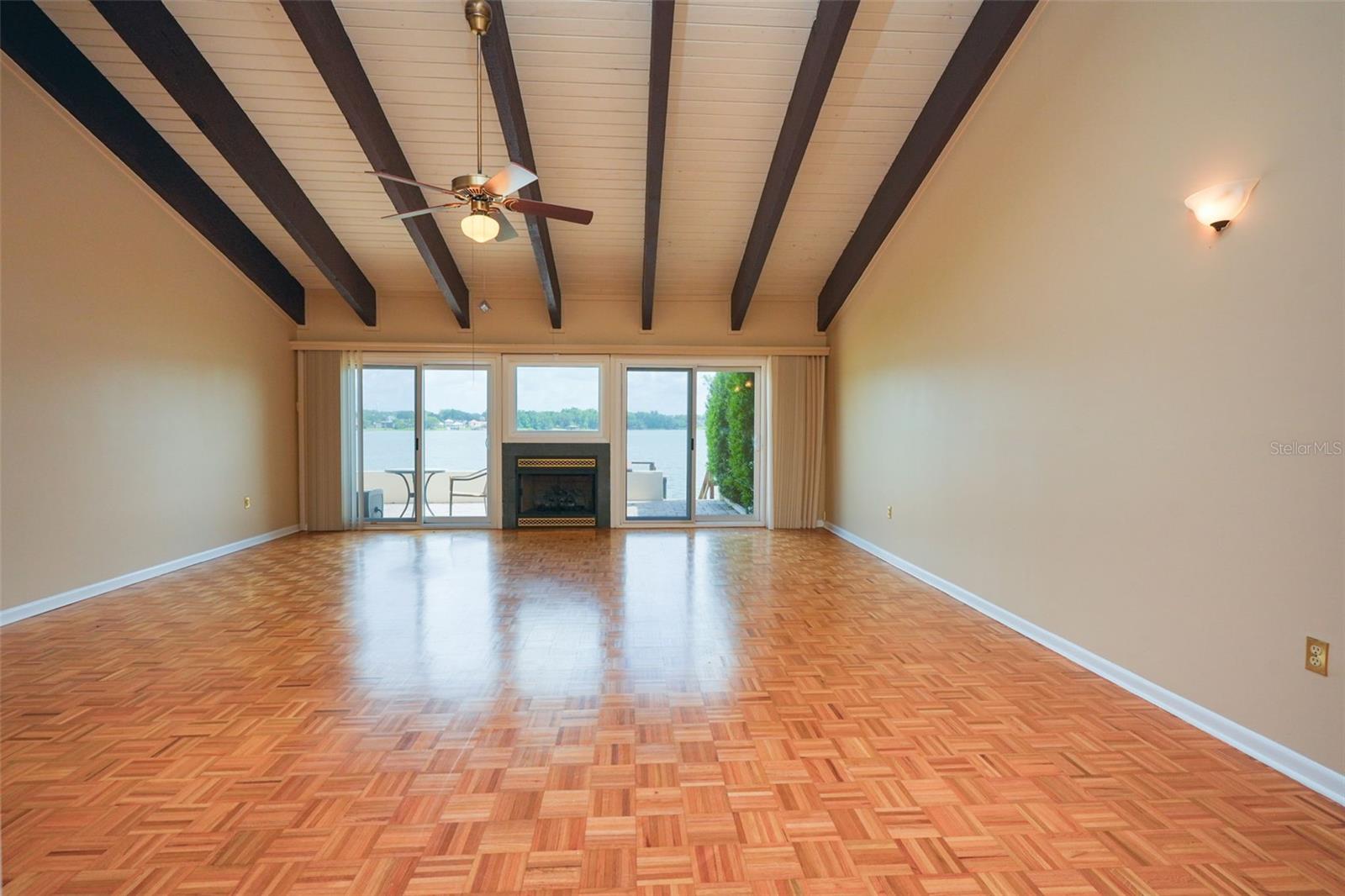 CASA LOMA CLUB, INC. - Residential