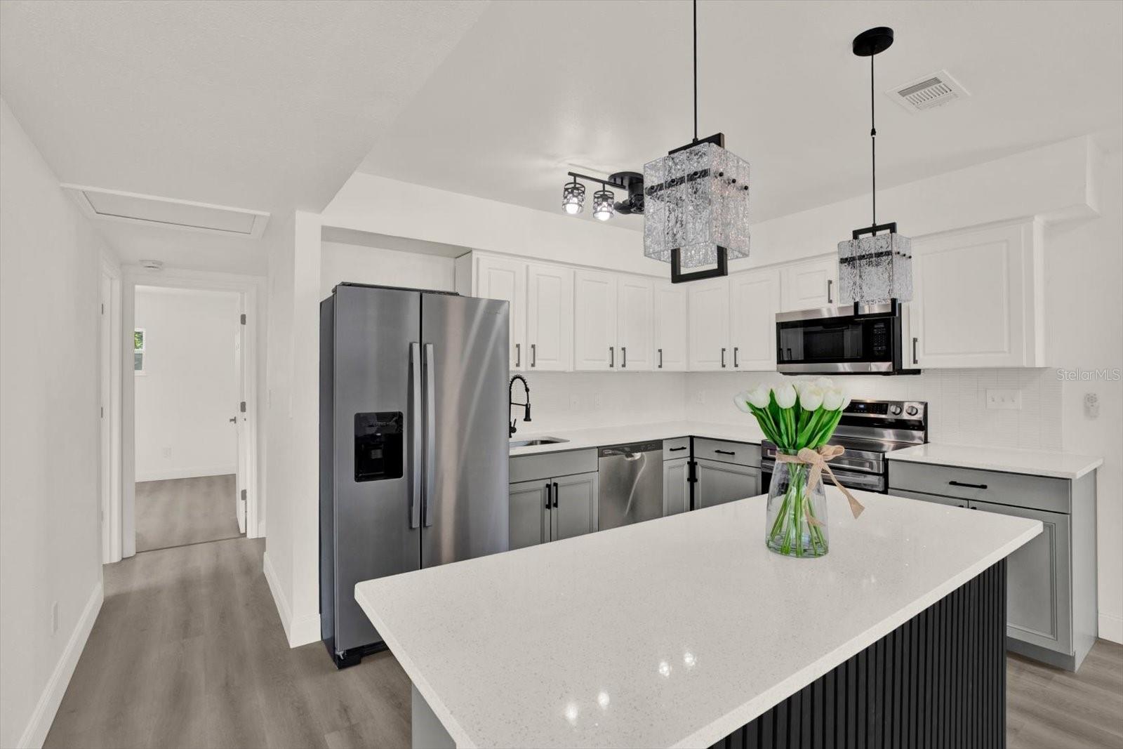 SHORE ACRES OVERLOOK SEC - Residential