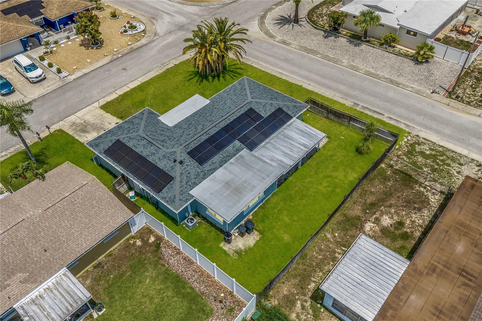 COLONIAL HILLS - Residential
