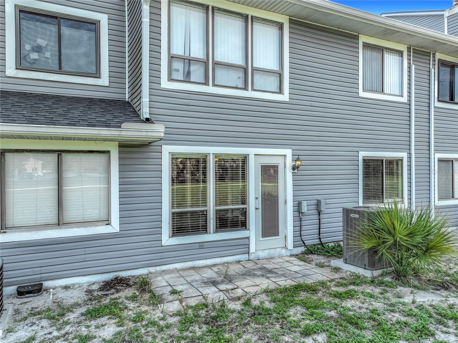 COLONIAL LANDINGS PH 26 - Residential