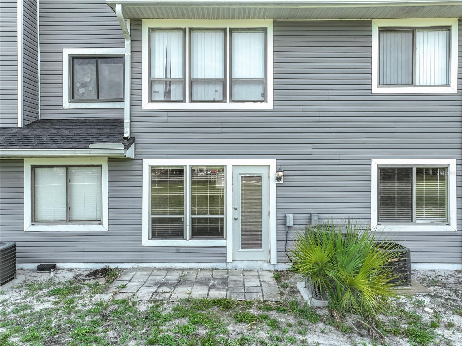 COLONIAL LANDINGS PH 26 - Residential