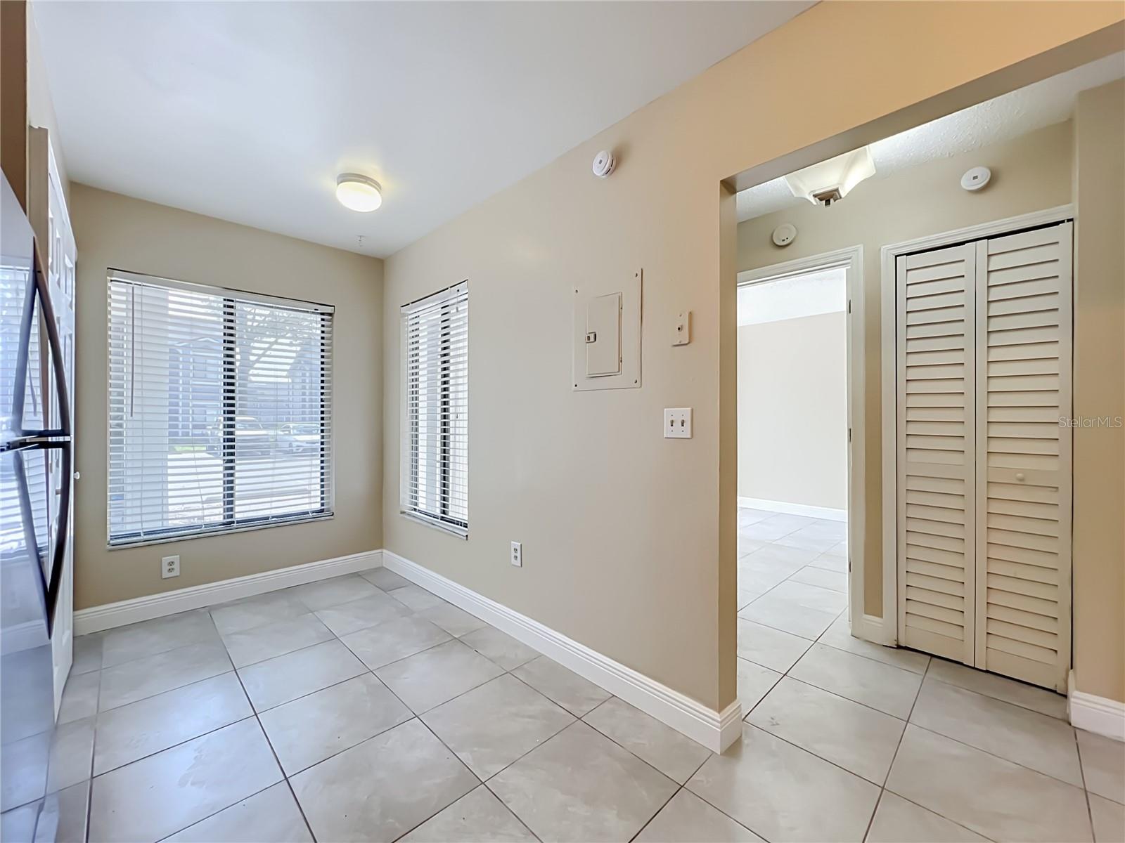 COLONIAL LANDINGS PH 26 - Residential
