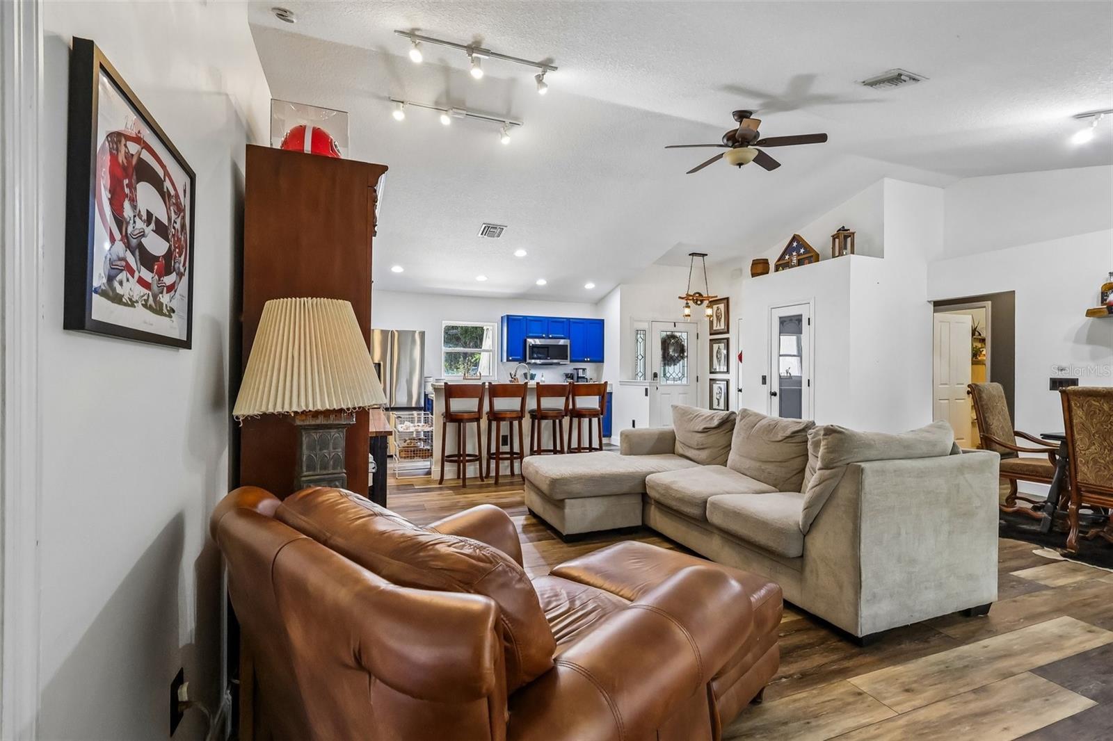CENTRAL HEIGHTS - Residential