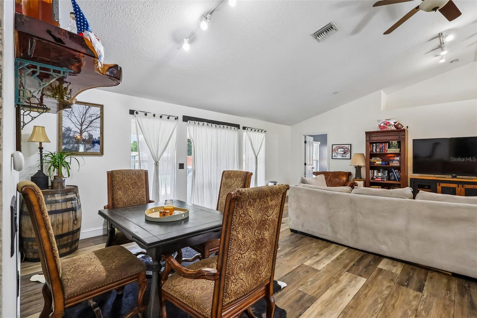 CENTRAL HEIGHTS - Residential