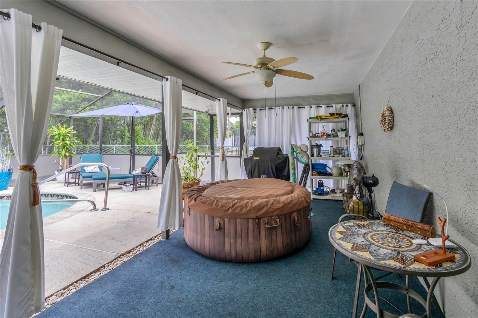 SPRING HILL - Residential
