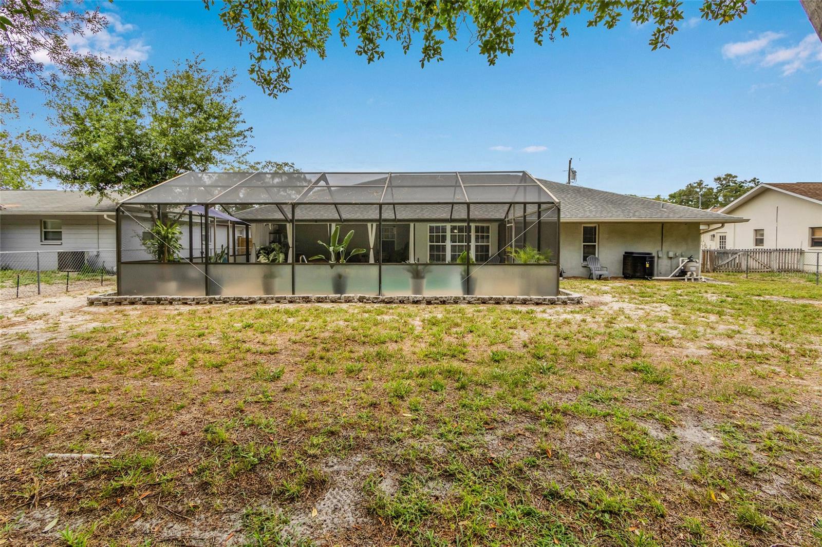 SPRING HILL - Residential