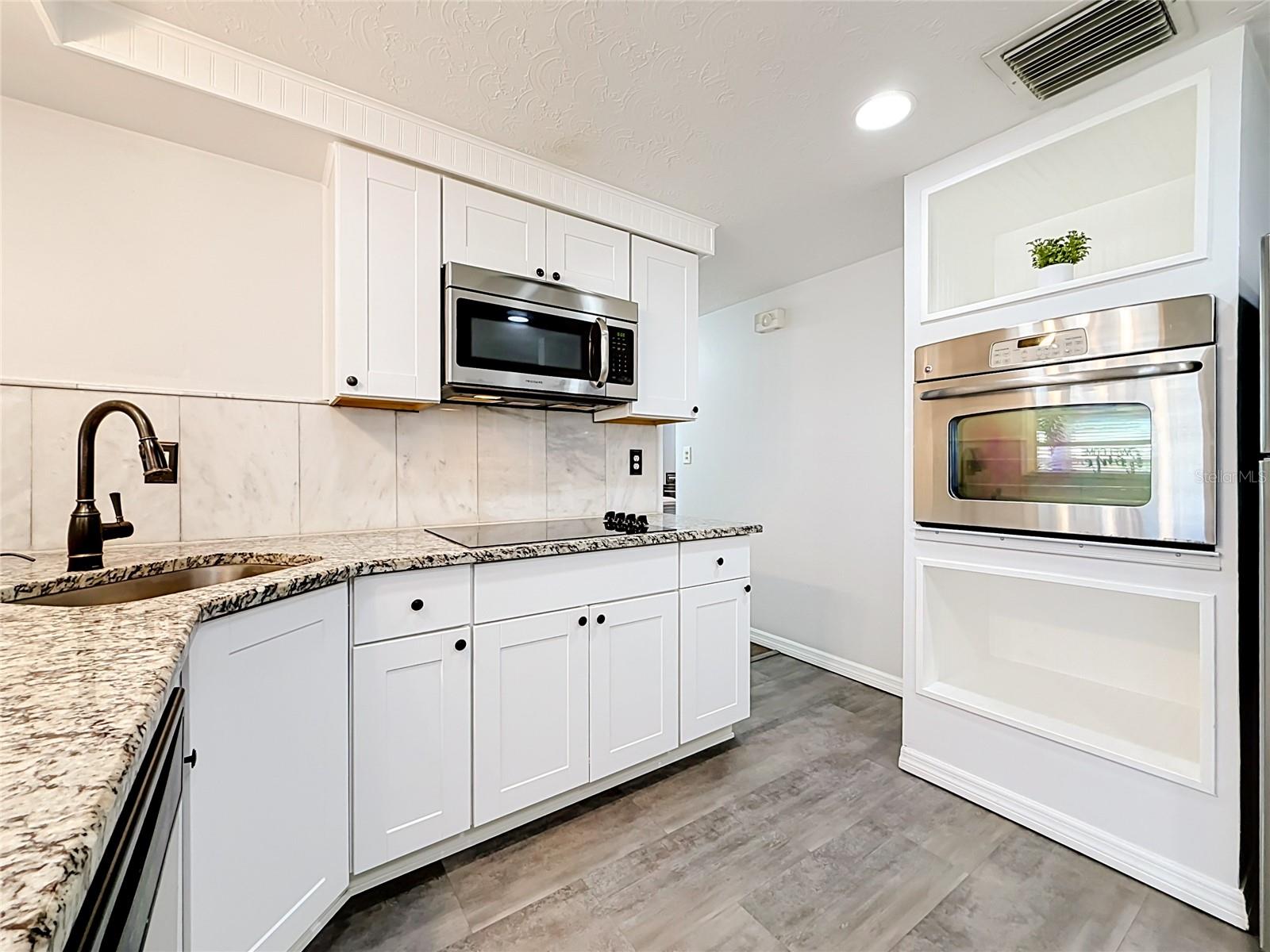 RIDGEWOOD GARDENS - Residential