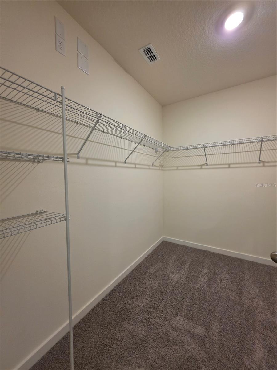 IRONWOOD - Residential Lease