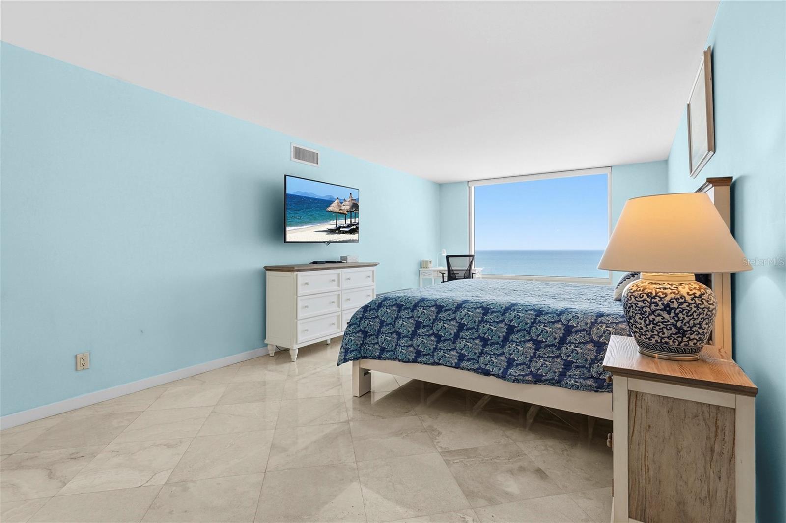 SEA GATE CLUB - Residential