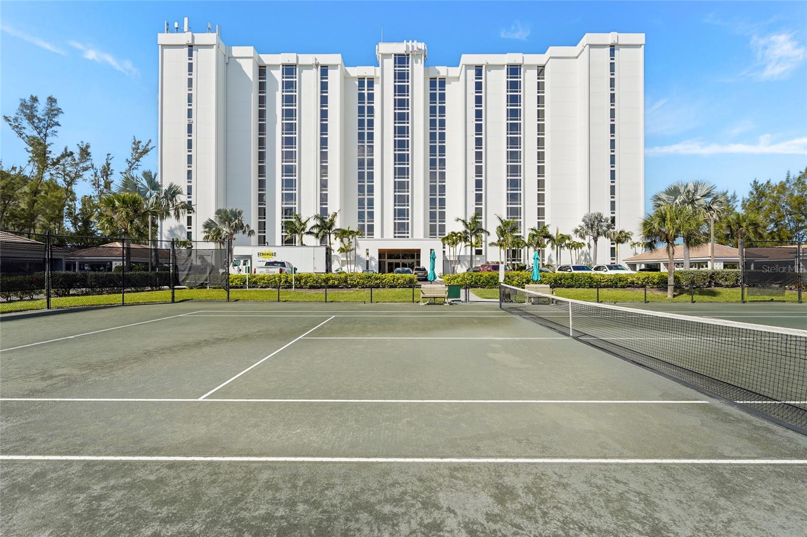 SEA GATE CLUB - Residential