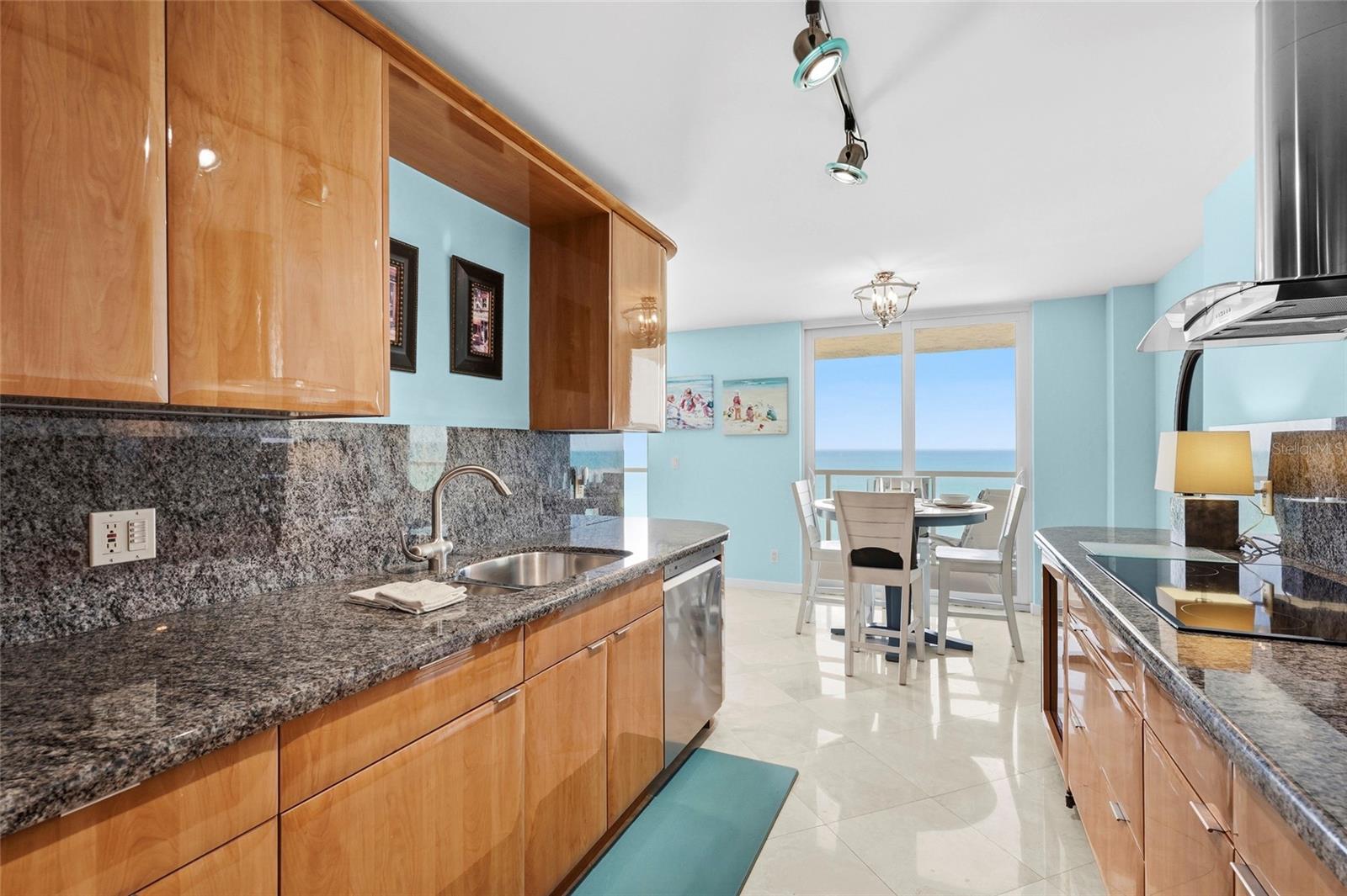 SEA GATE CLUB - Residential