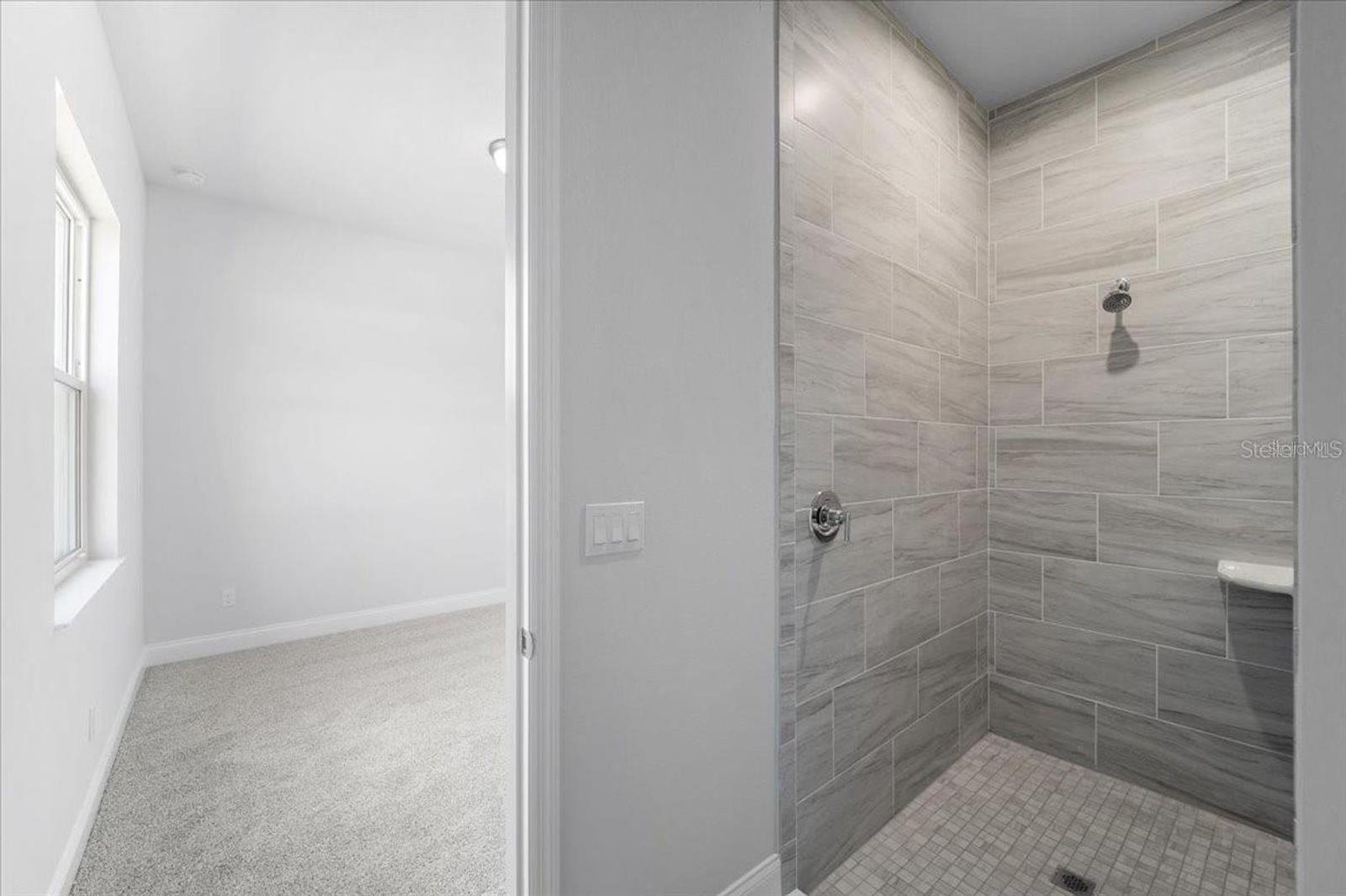 MARINA DEL PALMA - Residential Lease