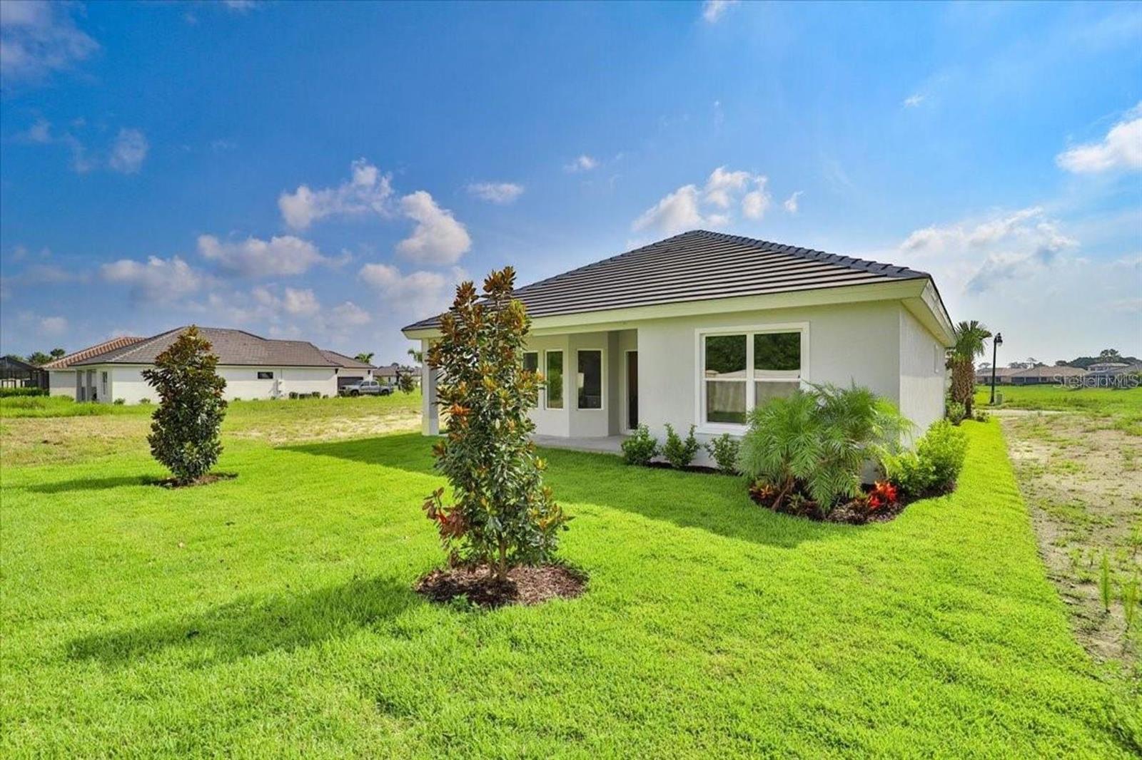 MARINA DEL PALMA - Residential Lease