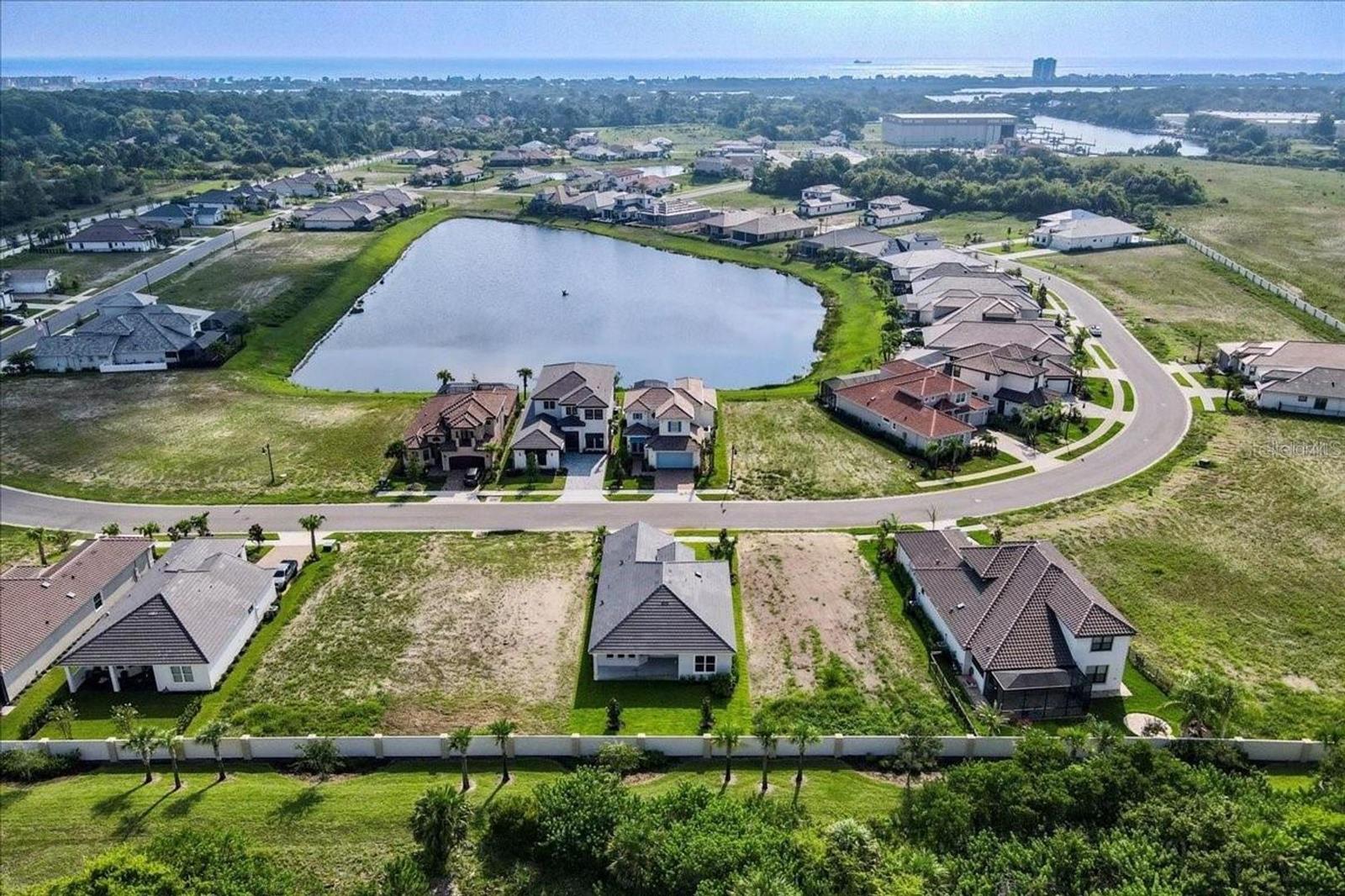MARINA DEL PALMA - Residential Lease