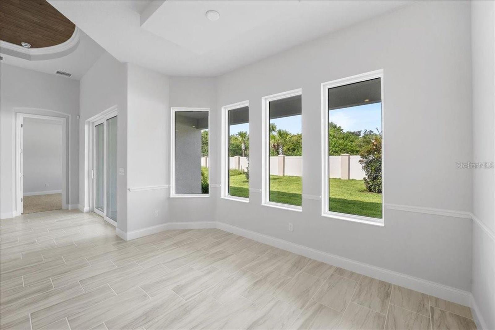 MARINA DEL PALMA - Residential Lease