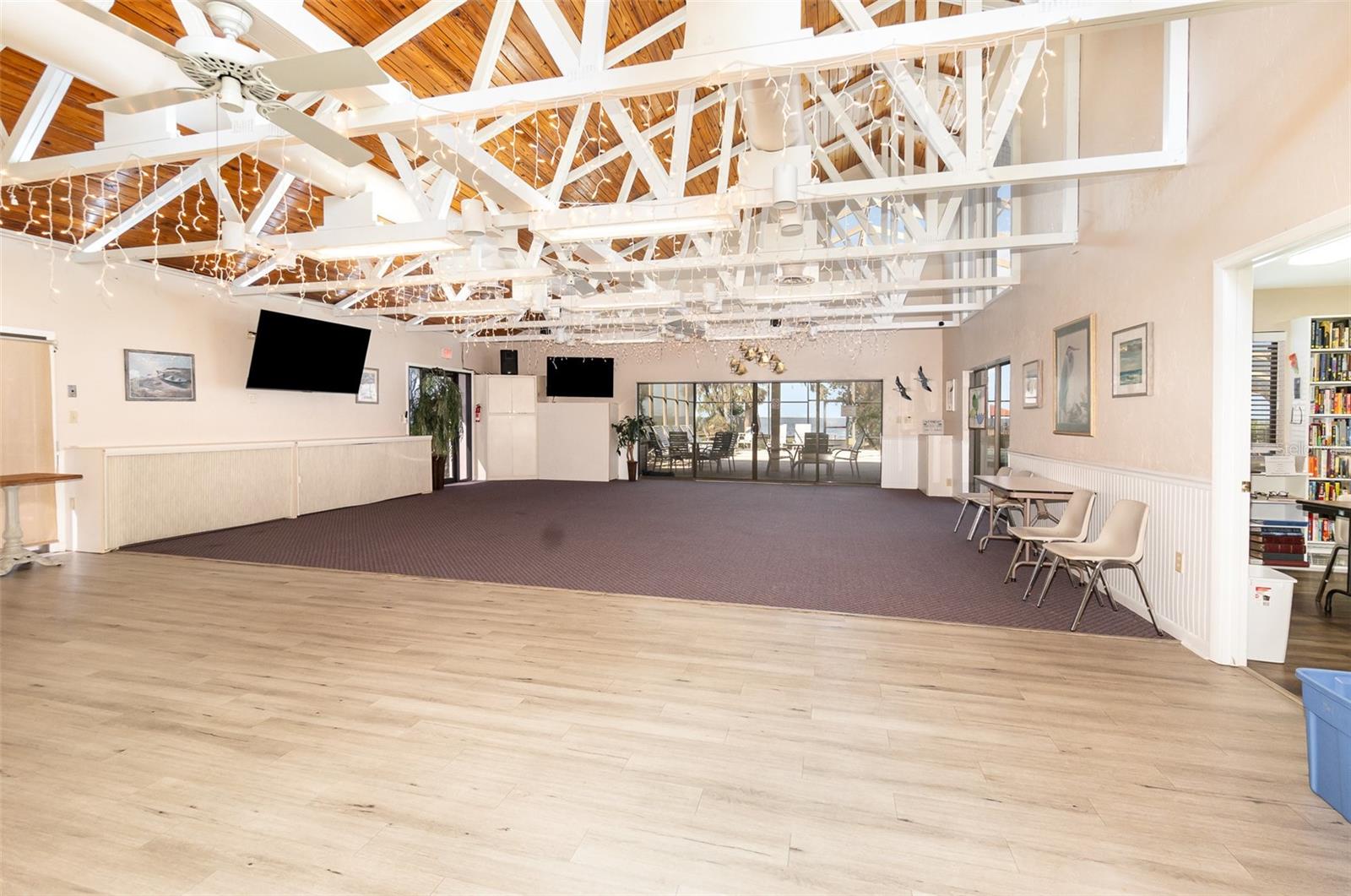 WATERWOOD TWNHS SUB - Residential