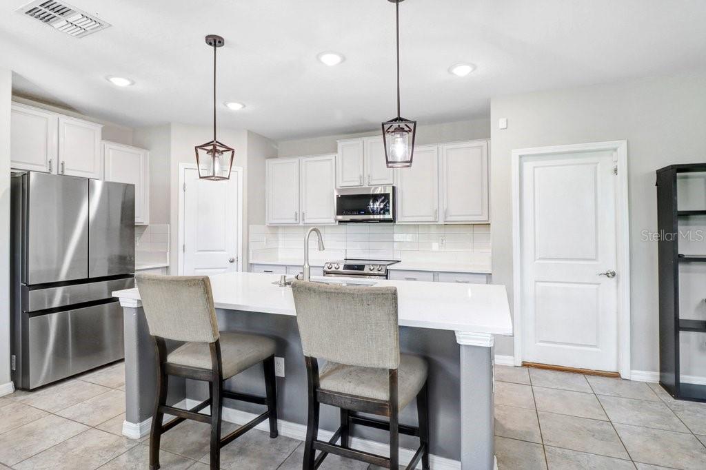 AYERSWORTH GLEN - Residential