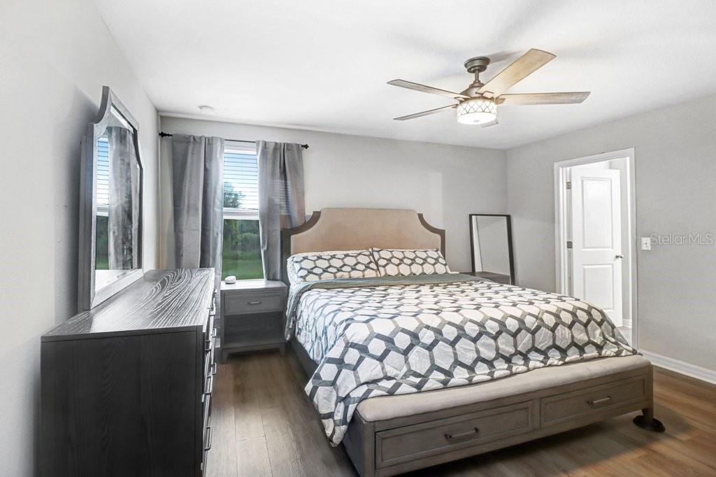 AYERSWORTH GLEN - Residential