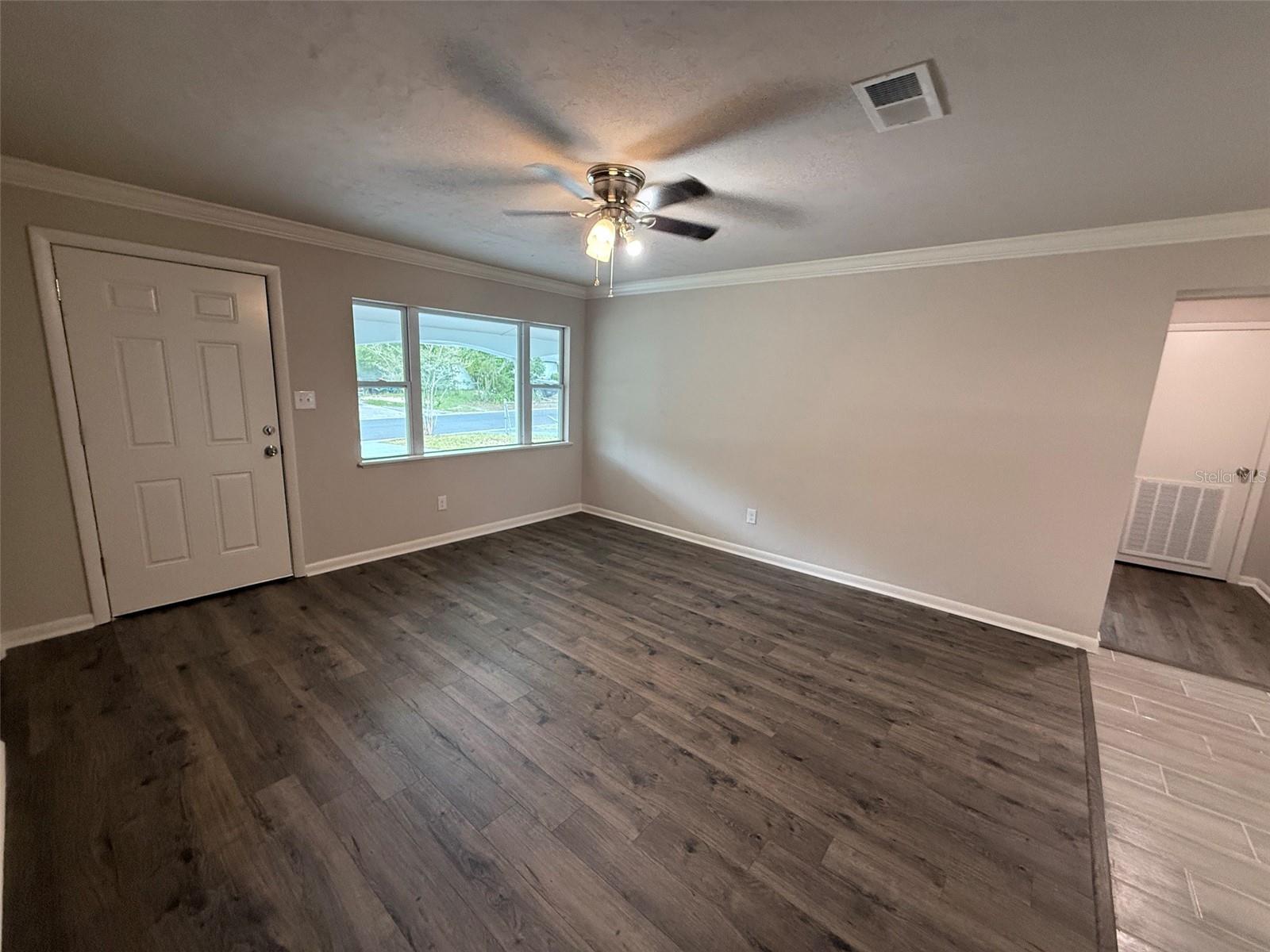 LINCOLN ESTATES 1ST ADD - Residential