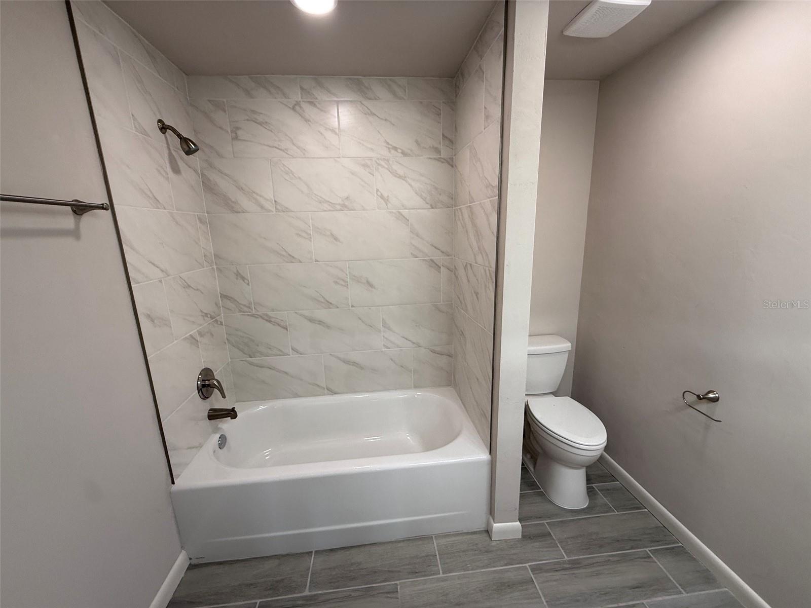 LINCOLN ESTATES 1ST ADD - Residential