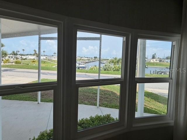 COUNTRY CLUB ESTATES - Residential