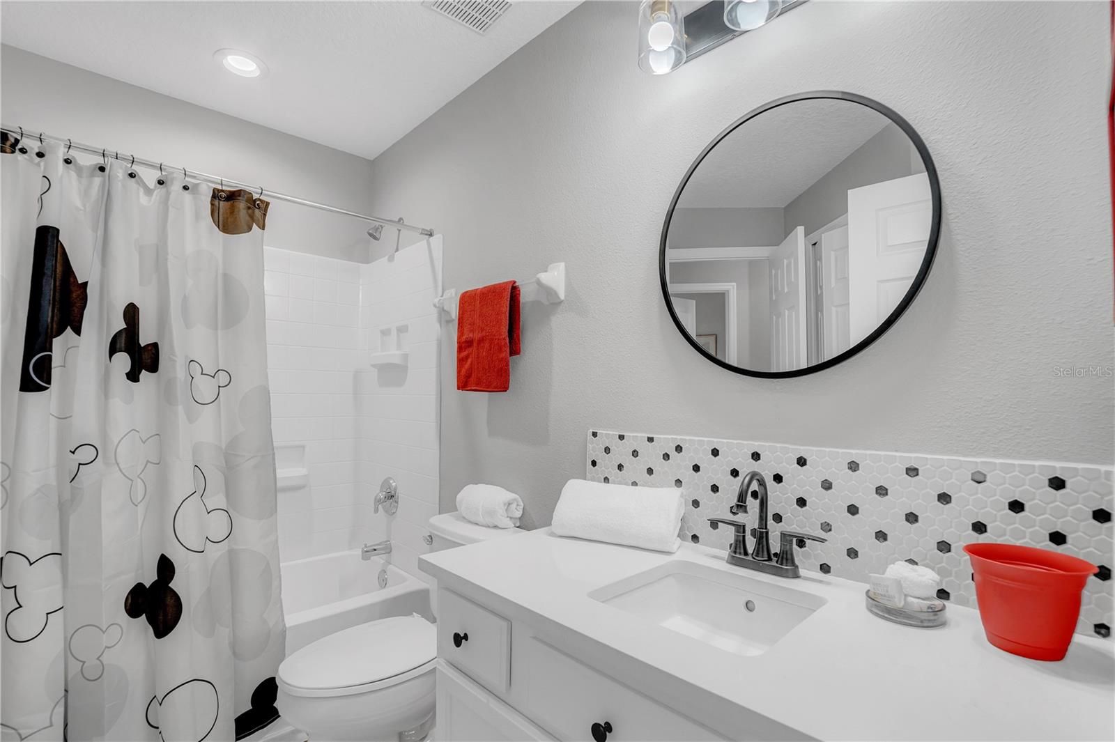 AVIANA PH 01 - Residential