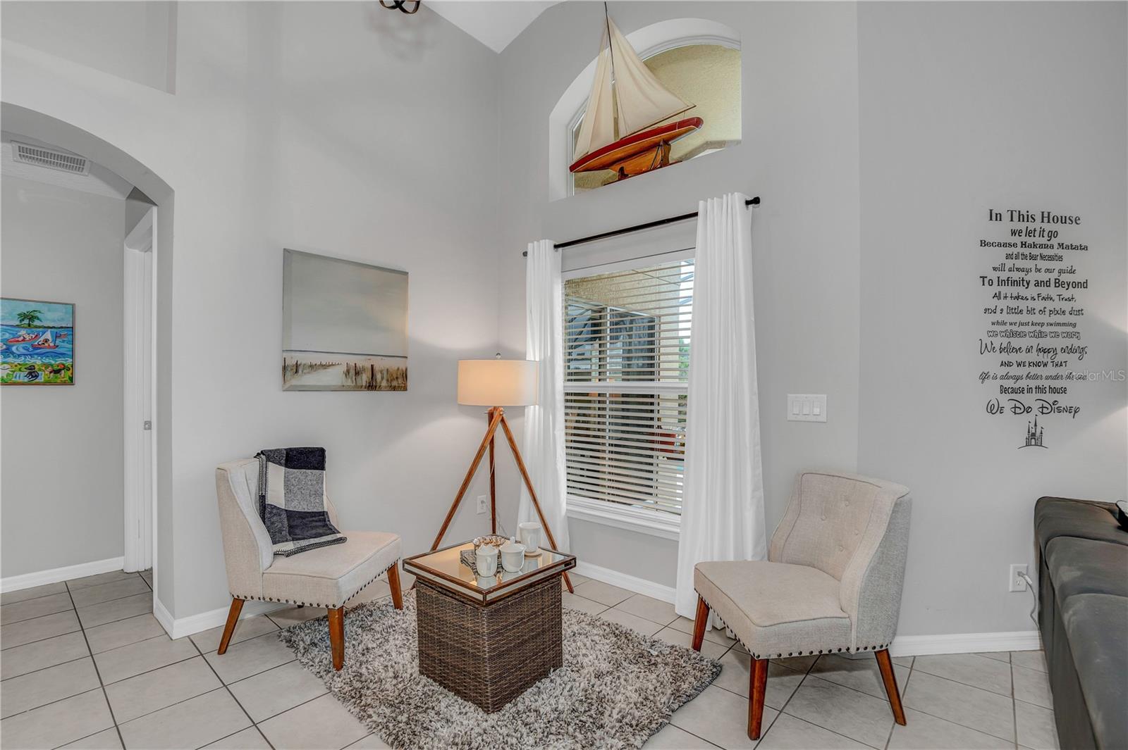 AVIANA PH 01 - Residential