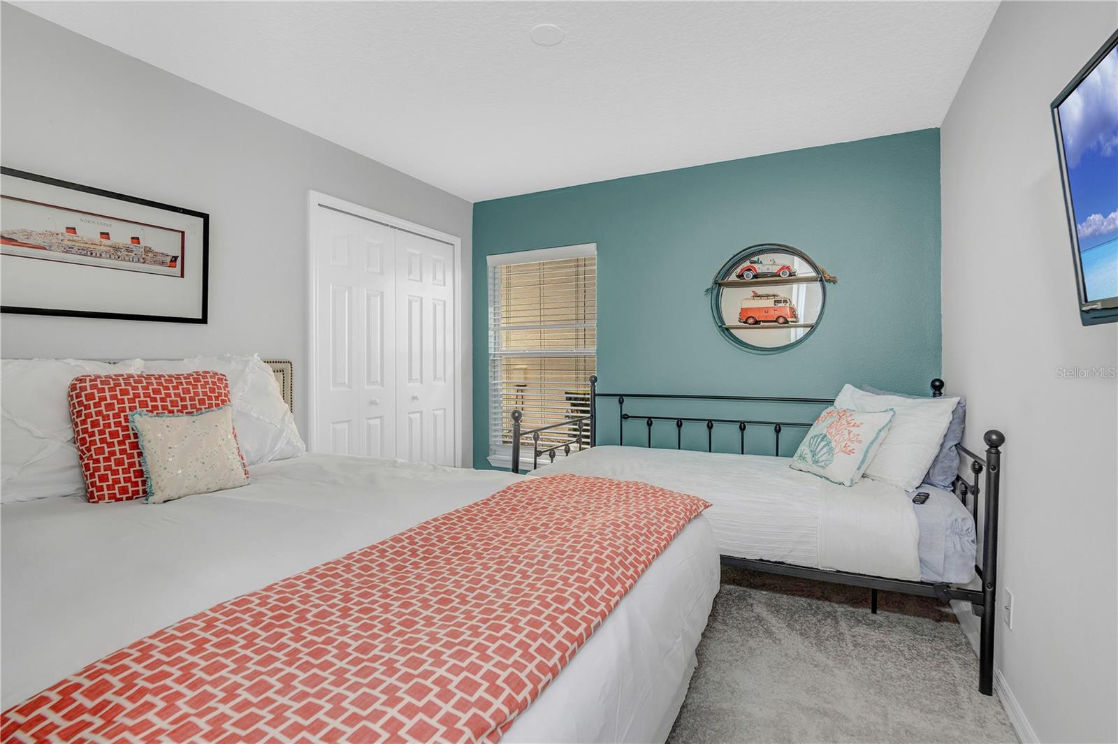 AVIANA PH 01 - Residential