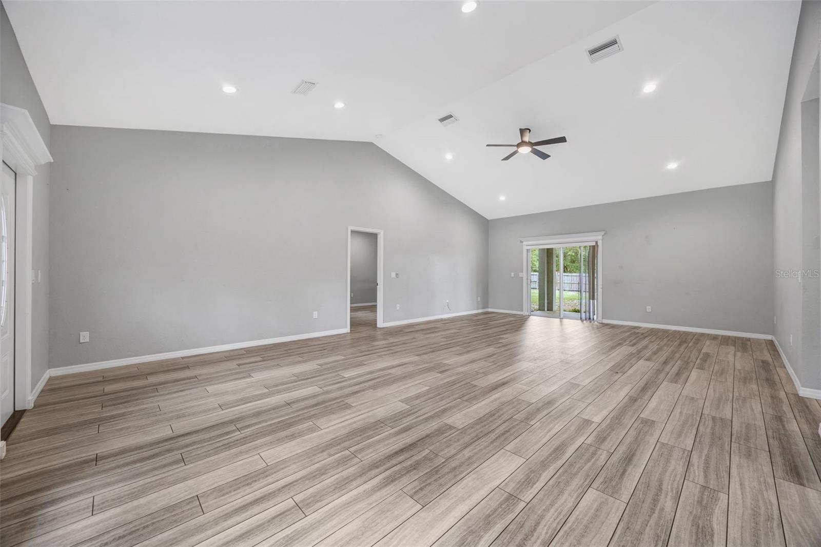 SANDALWOOD ESTATES FIRST ADD - Residential