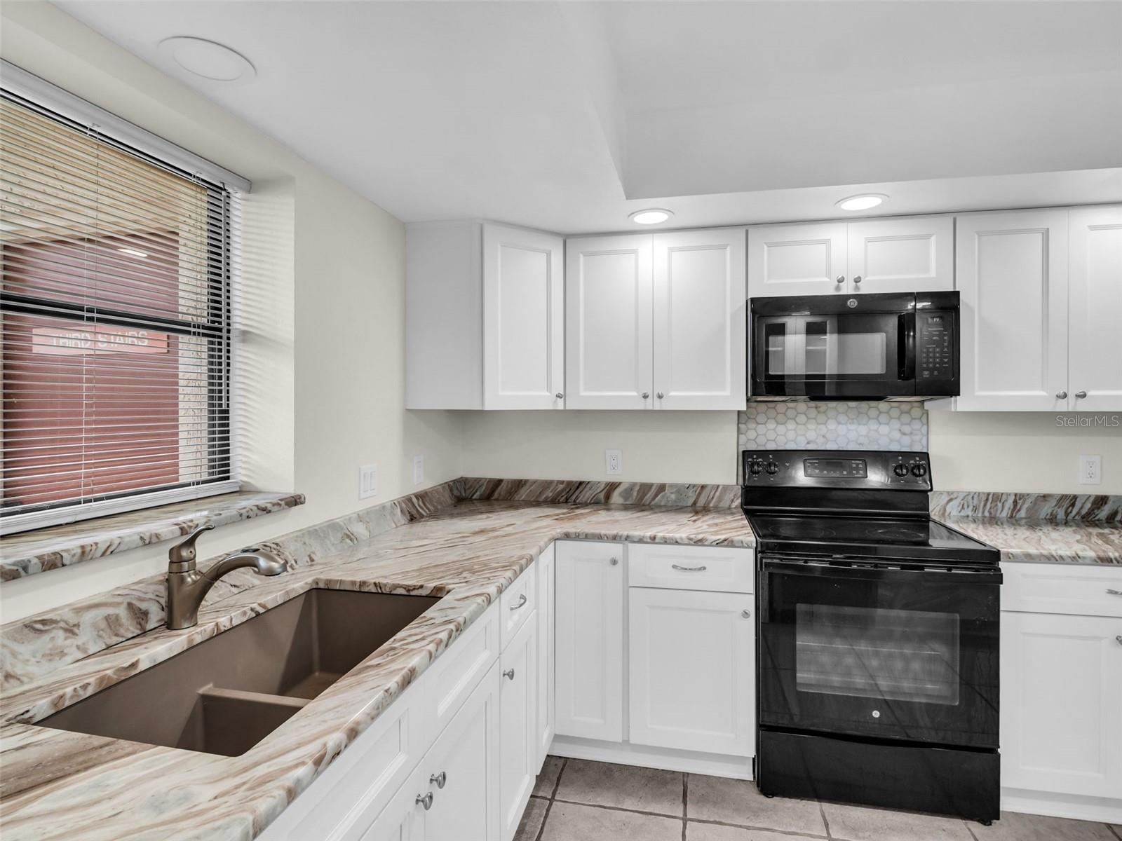 GULF FRONT LAGOON CONDO - Residential