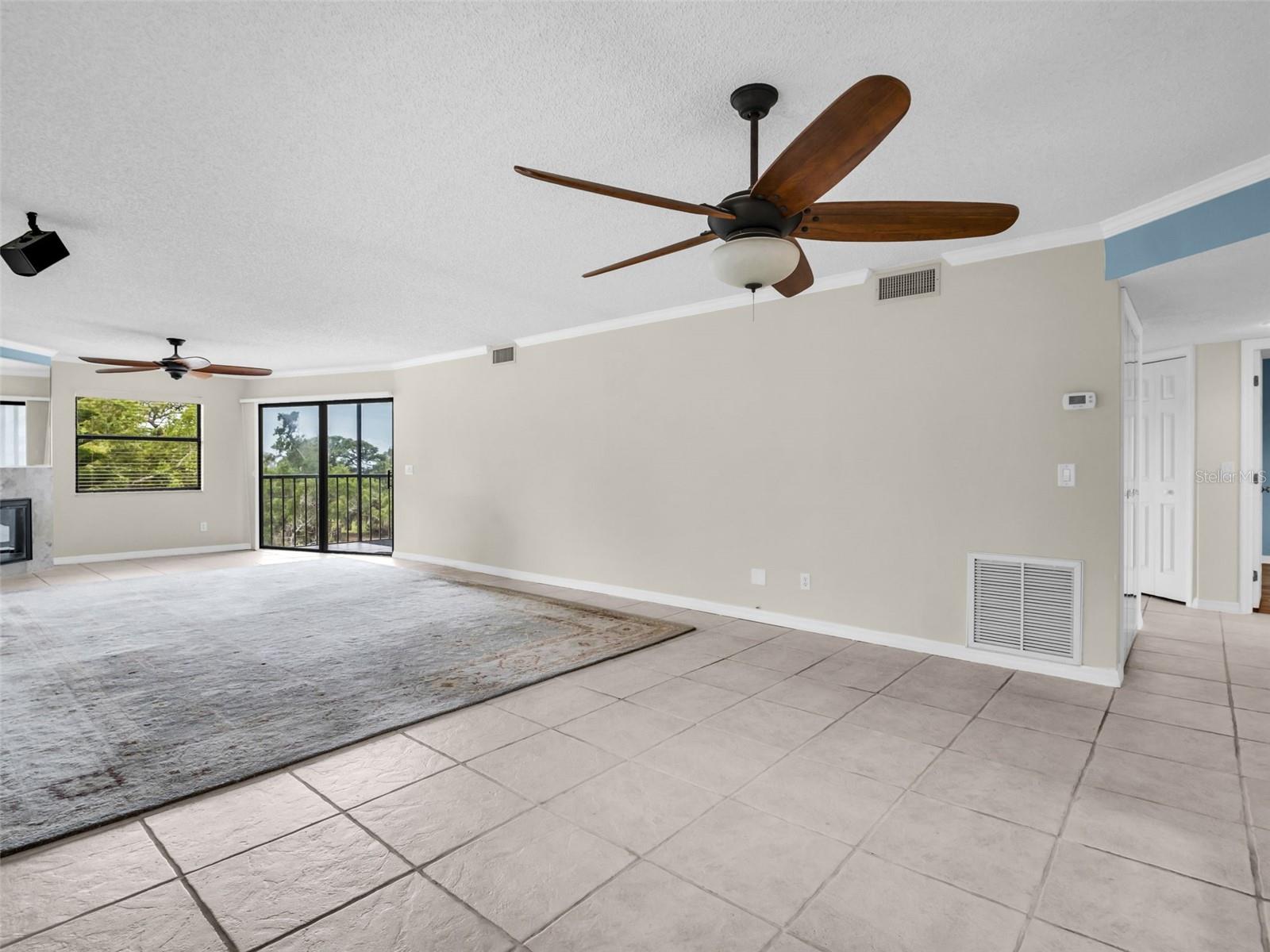 GULF FRONT LAGOON CONDO - Residential