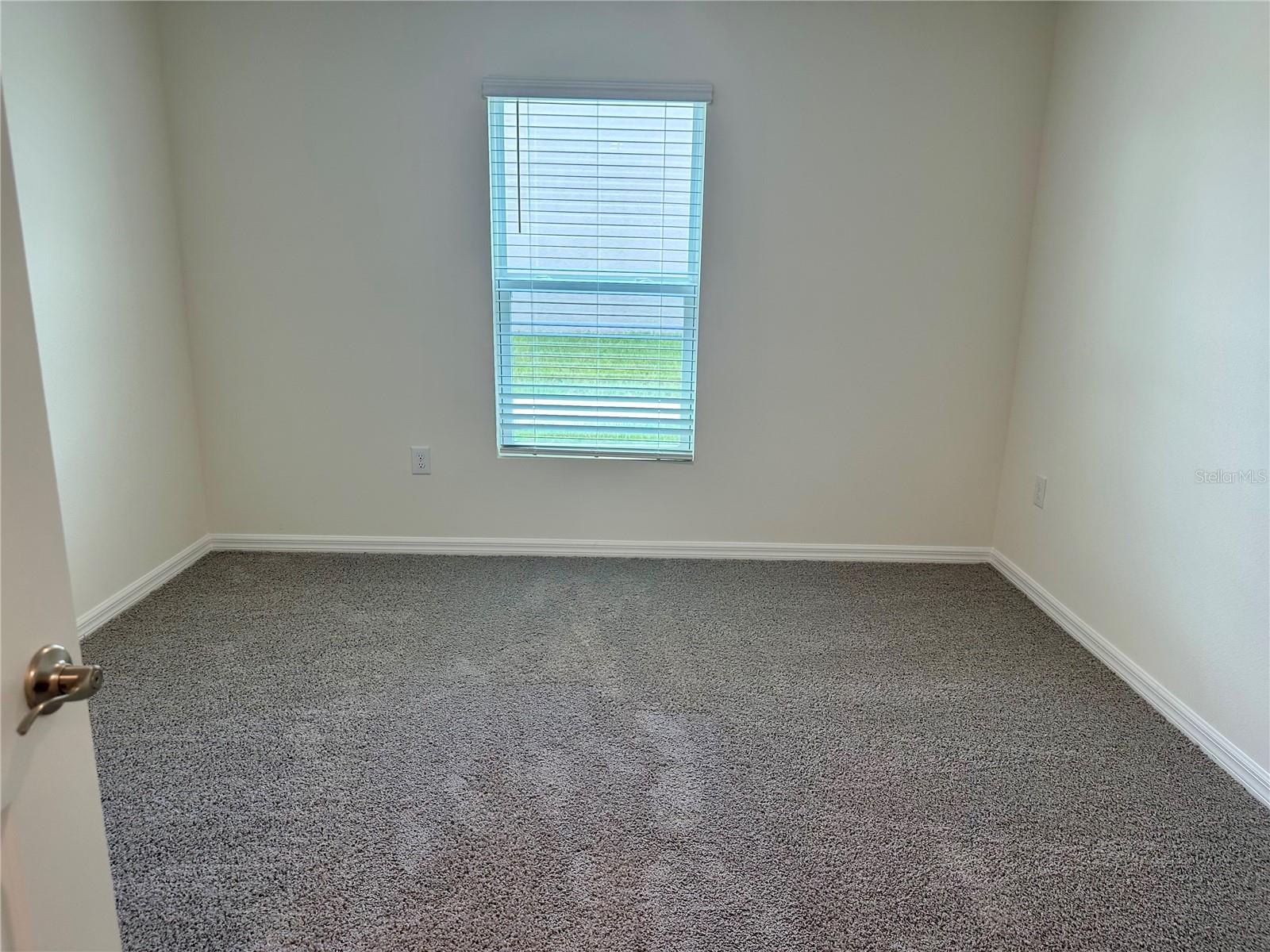 RIDGE AT HEATHBROOK - Residential Lease