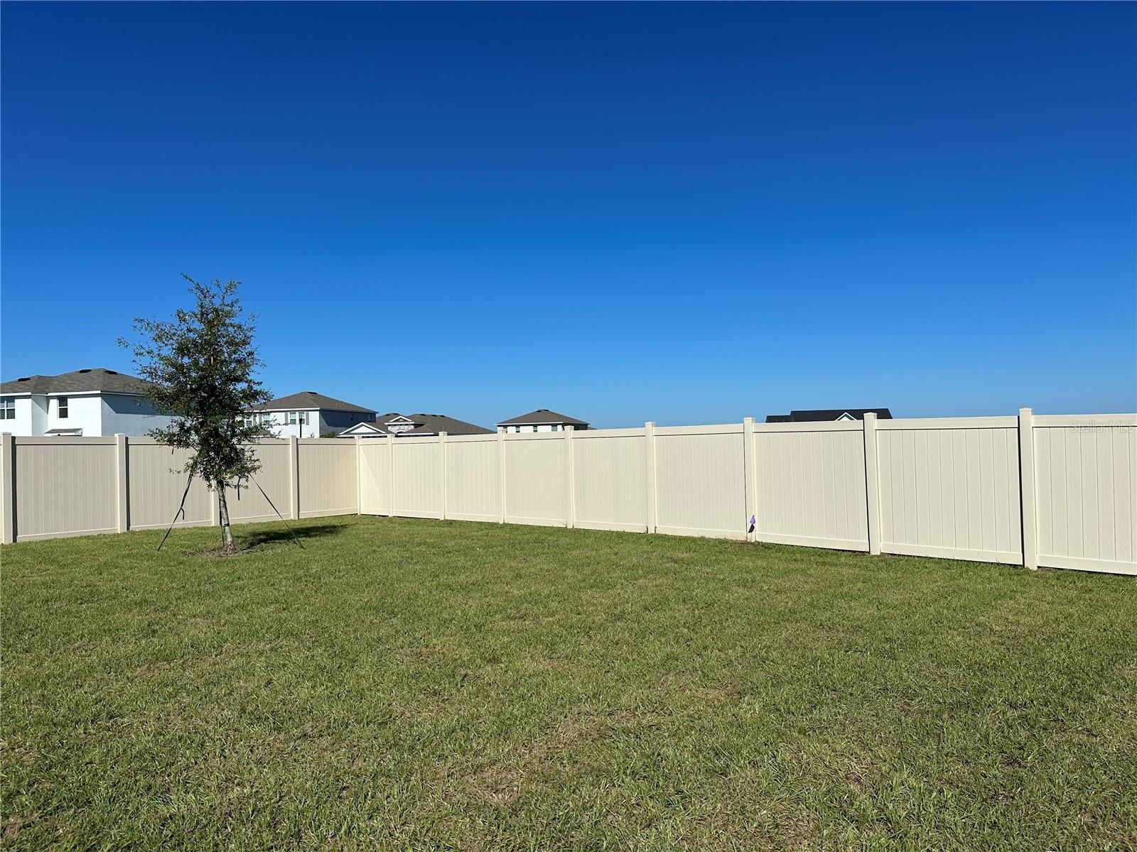 RIDGE AT HEATHBROOK - Residential Lease
