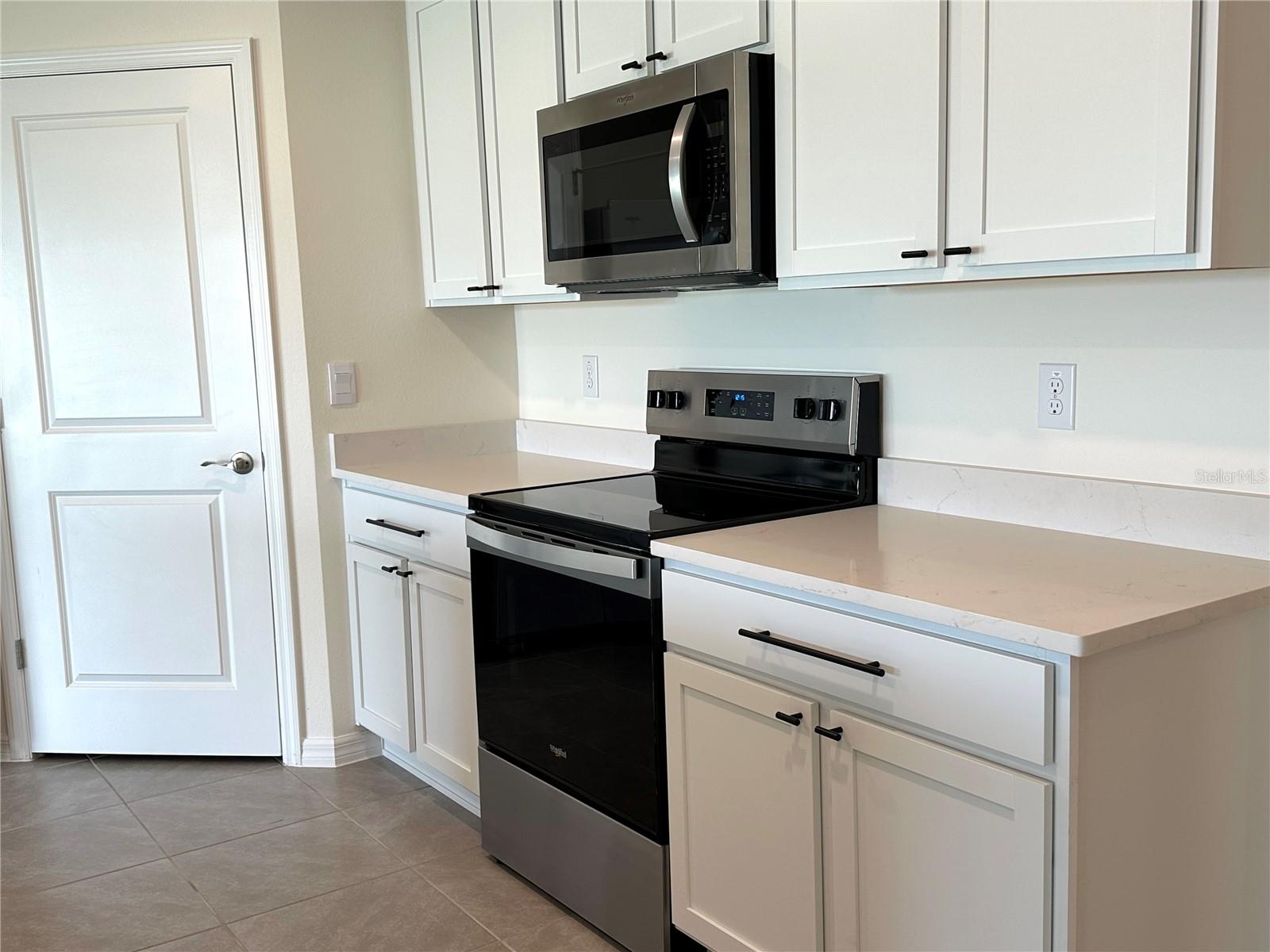 RIDGE AT HEATHBROOK - Residential Lease