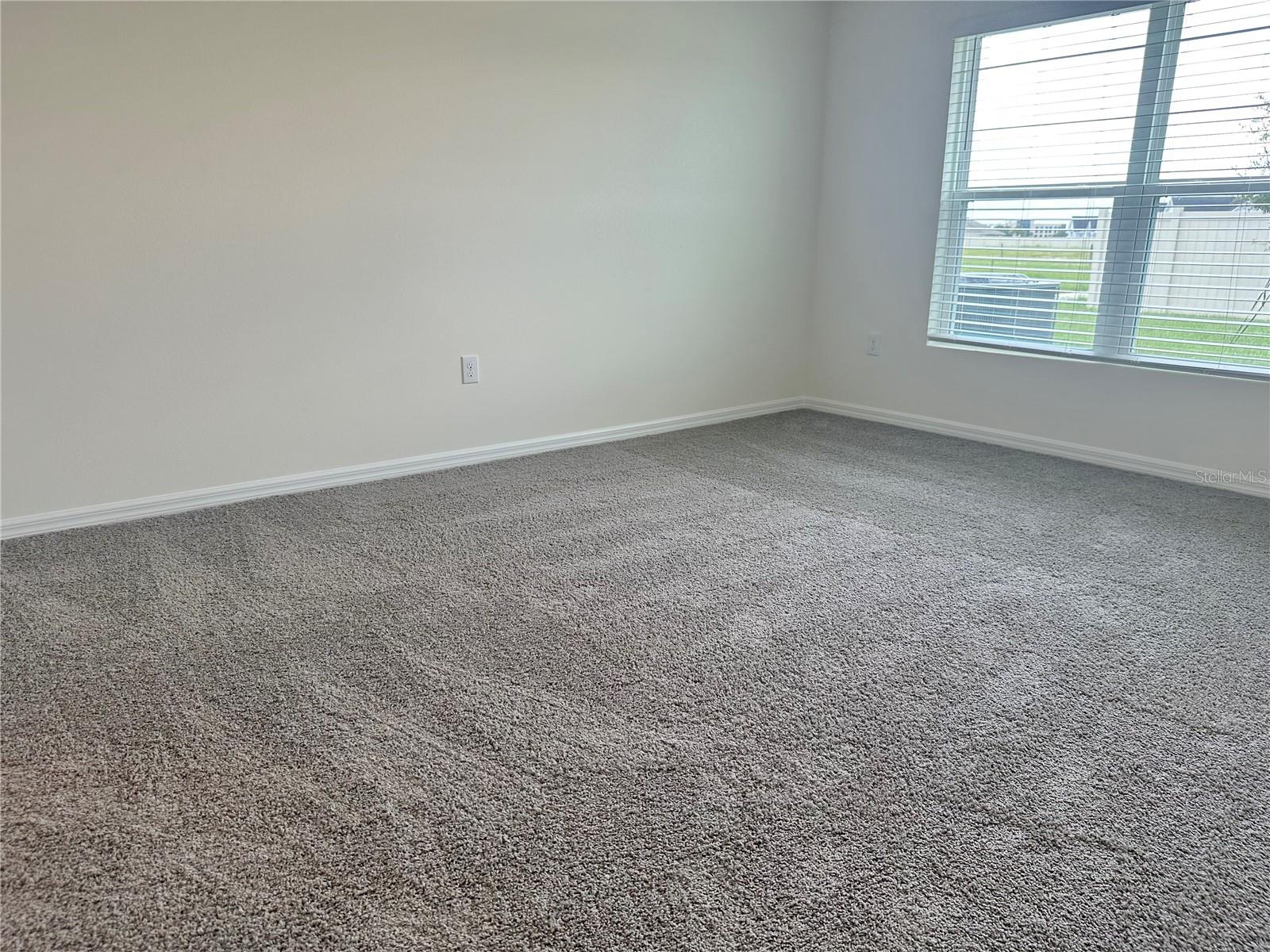 RIDGE AT HEATHBROOK - Residential Lease