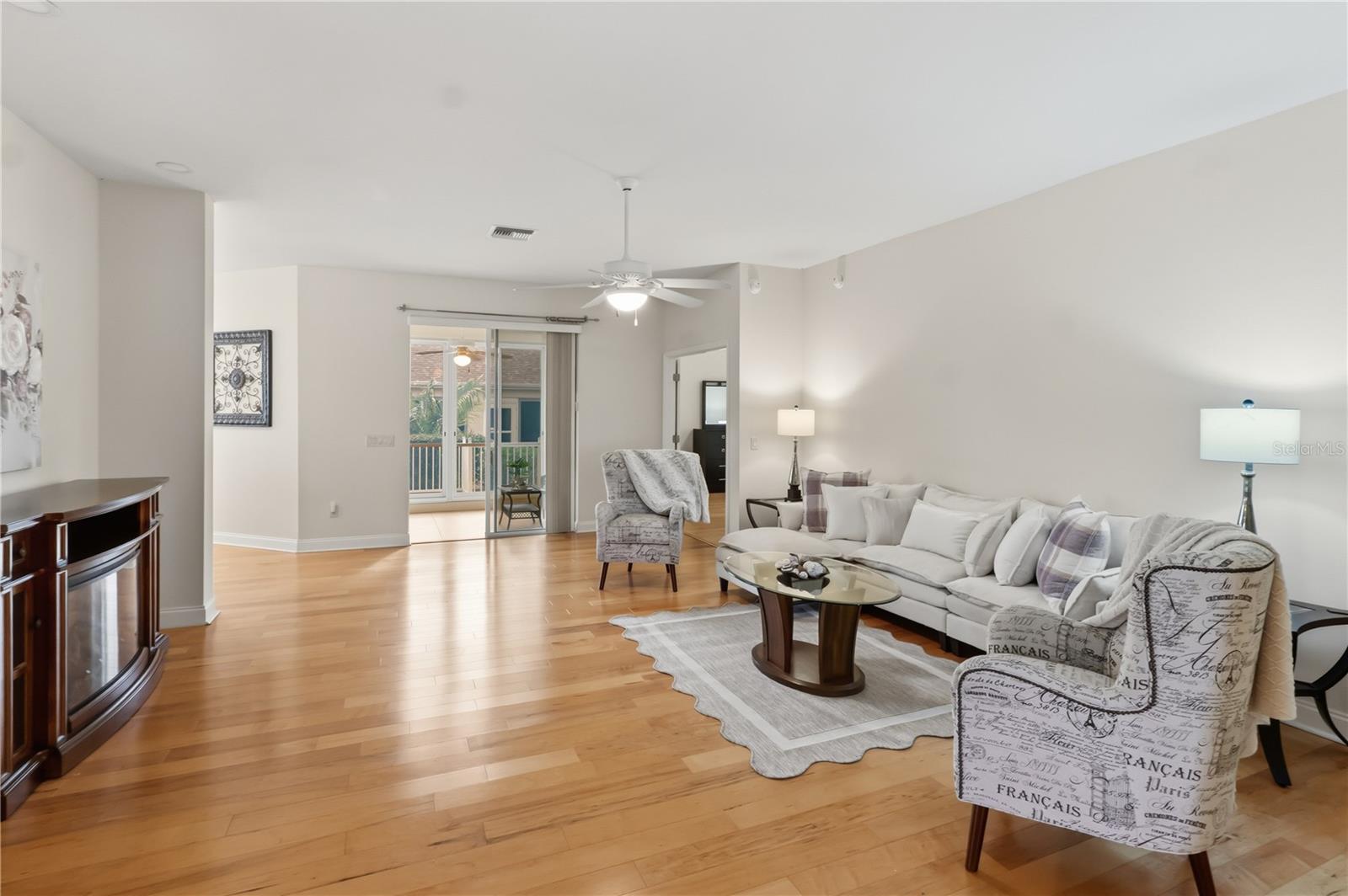 VILLAGES/SUMTER UN 115 - Residential