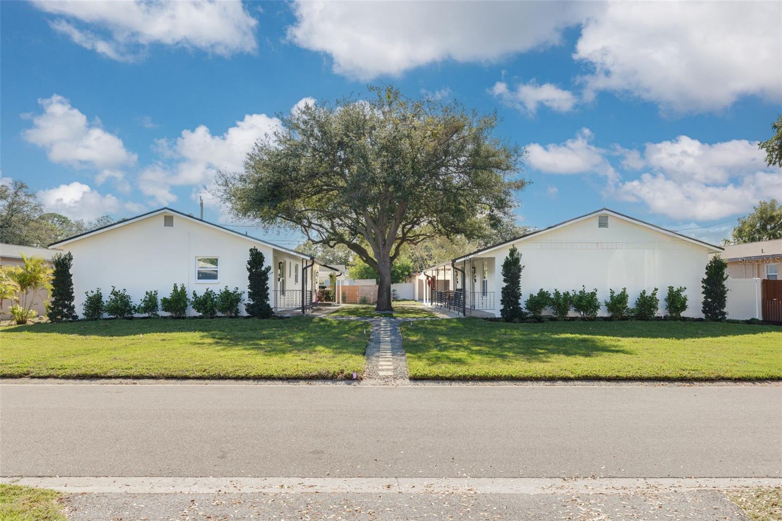 BAYBRIDGE HEIGHTS - Residential Income