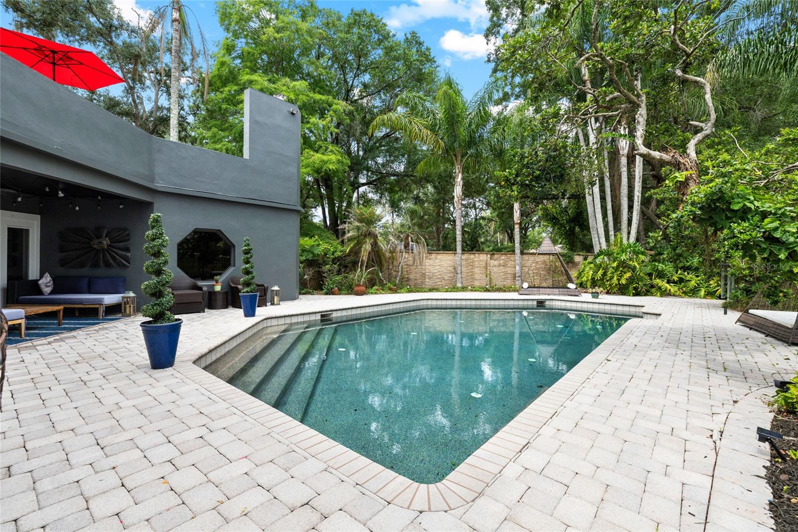 TEMPLE TERRACE ESTATES REP - Residential