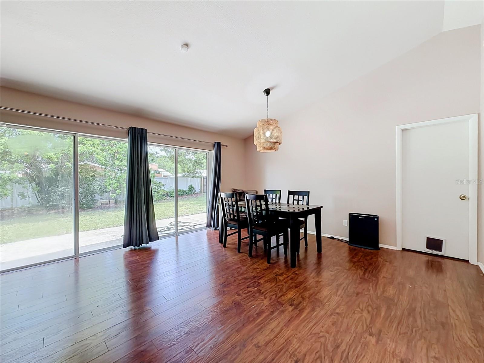 DOVER COVE UNIT 03 - Residential