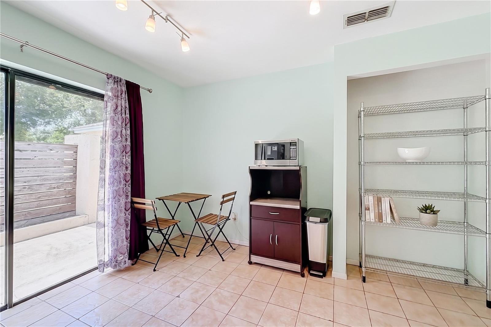 DOVER COVE UNIT 03 - Residential