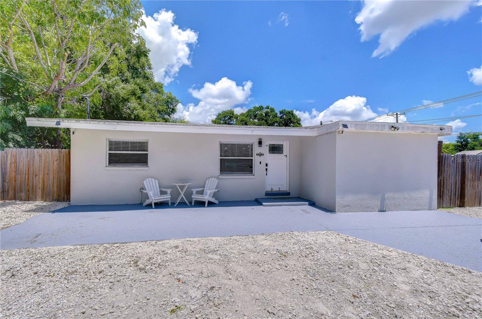 LAUREL TERRACE - Residential