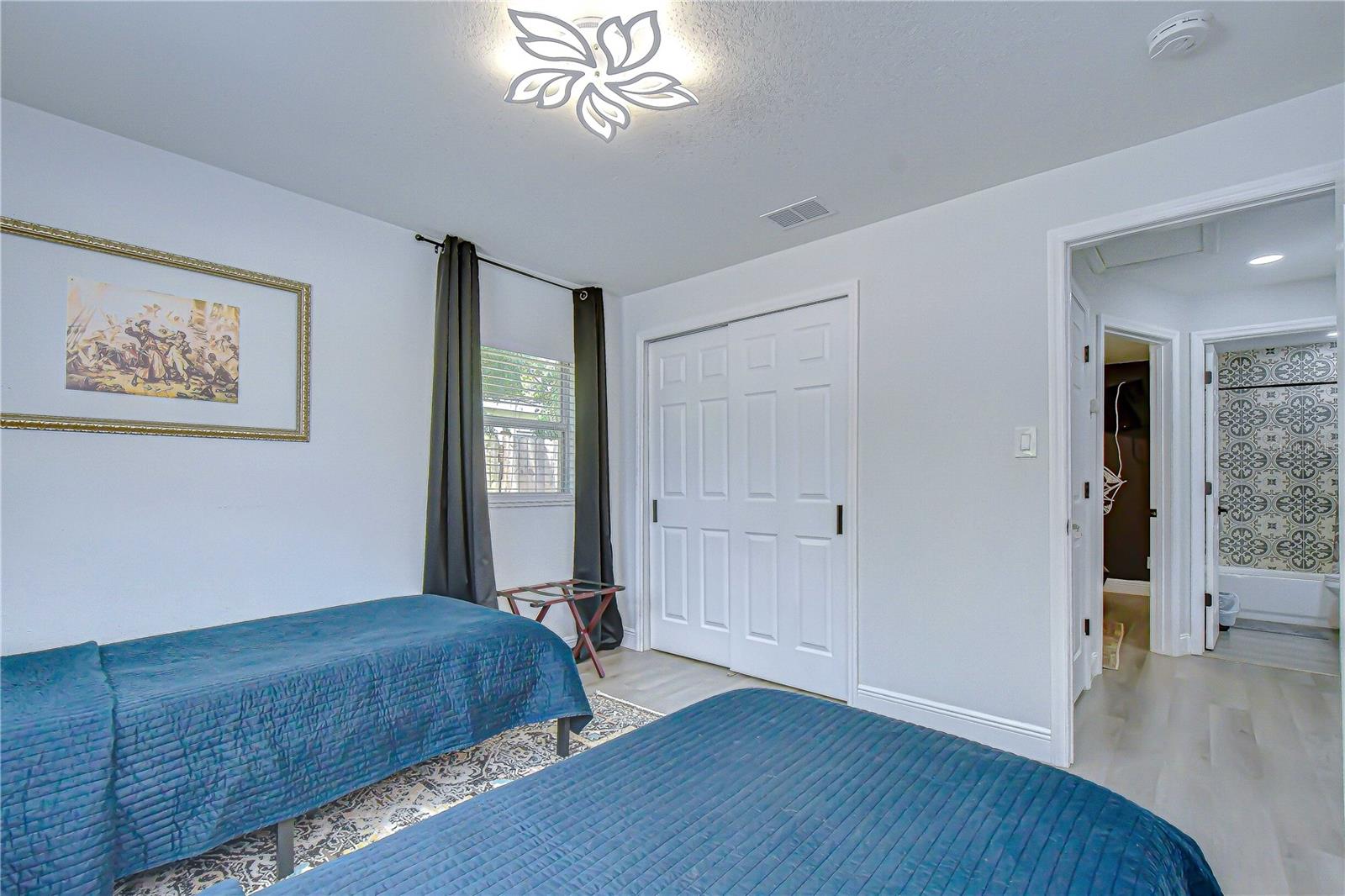LAUREL TERRACE - Residential