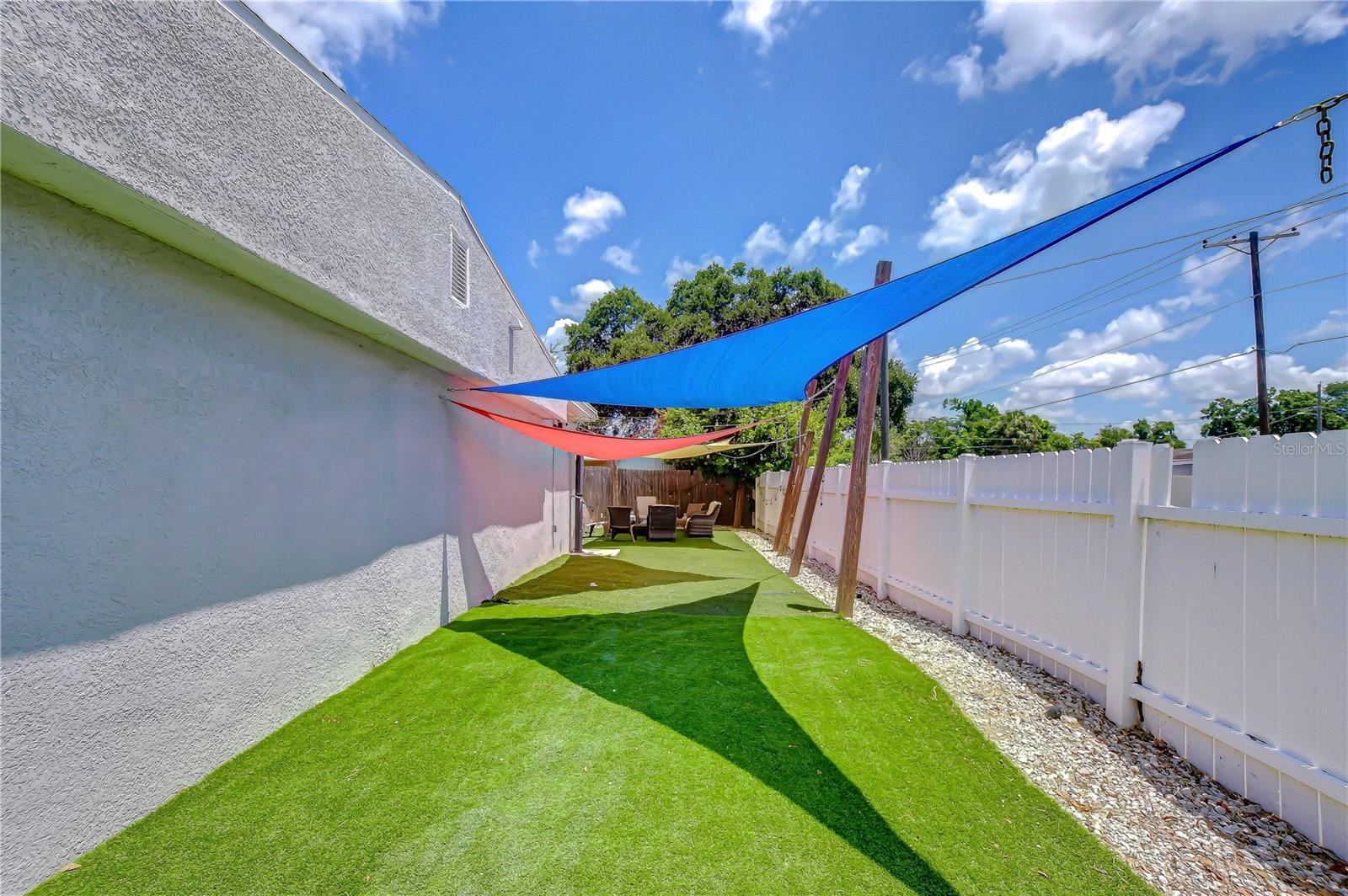 LAUREL TERRACE - Residential