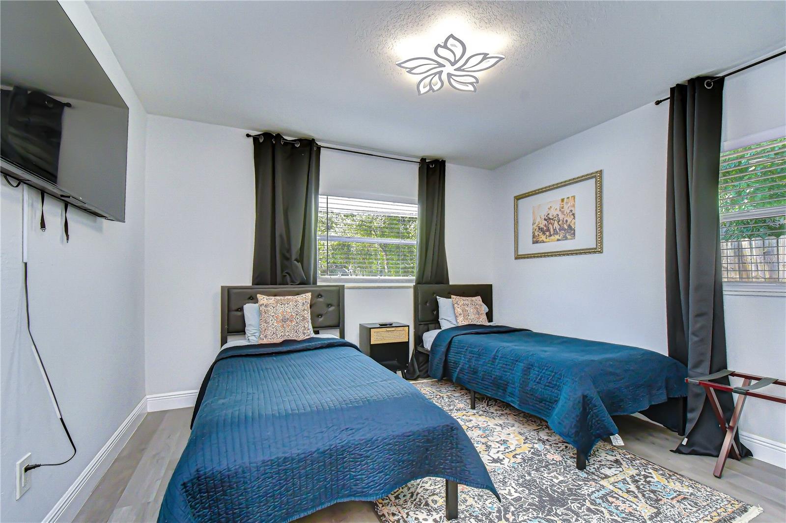 LAUREL TERRACE - Residential