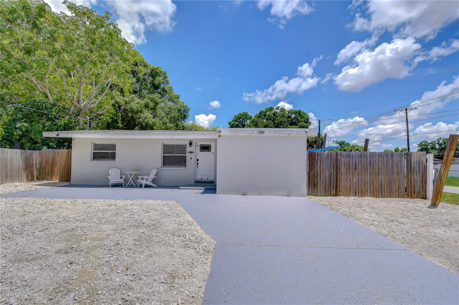 LAUREL TERRACE - Residential