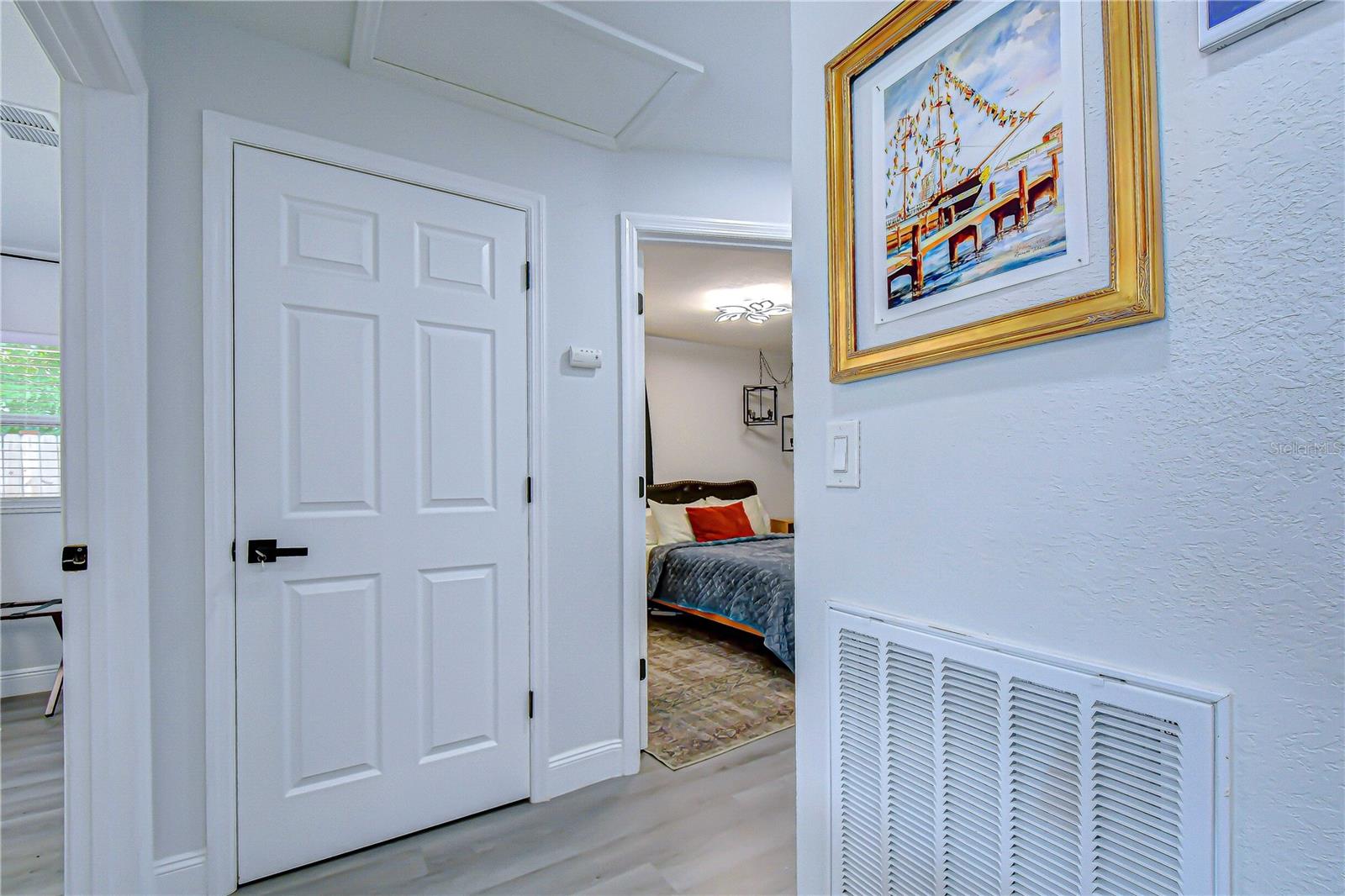 LAUREL TERRACE - Residential