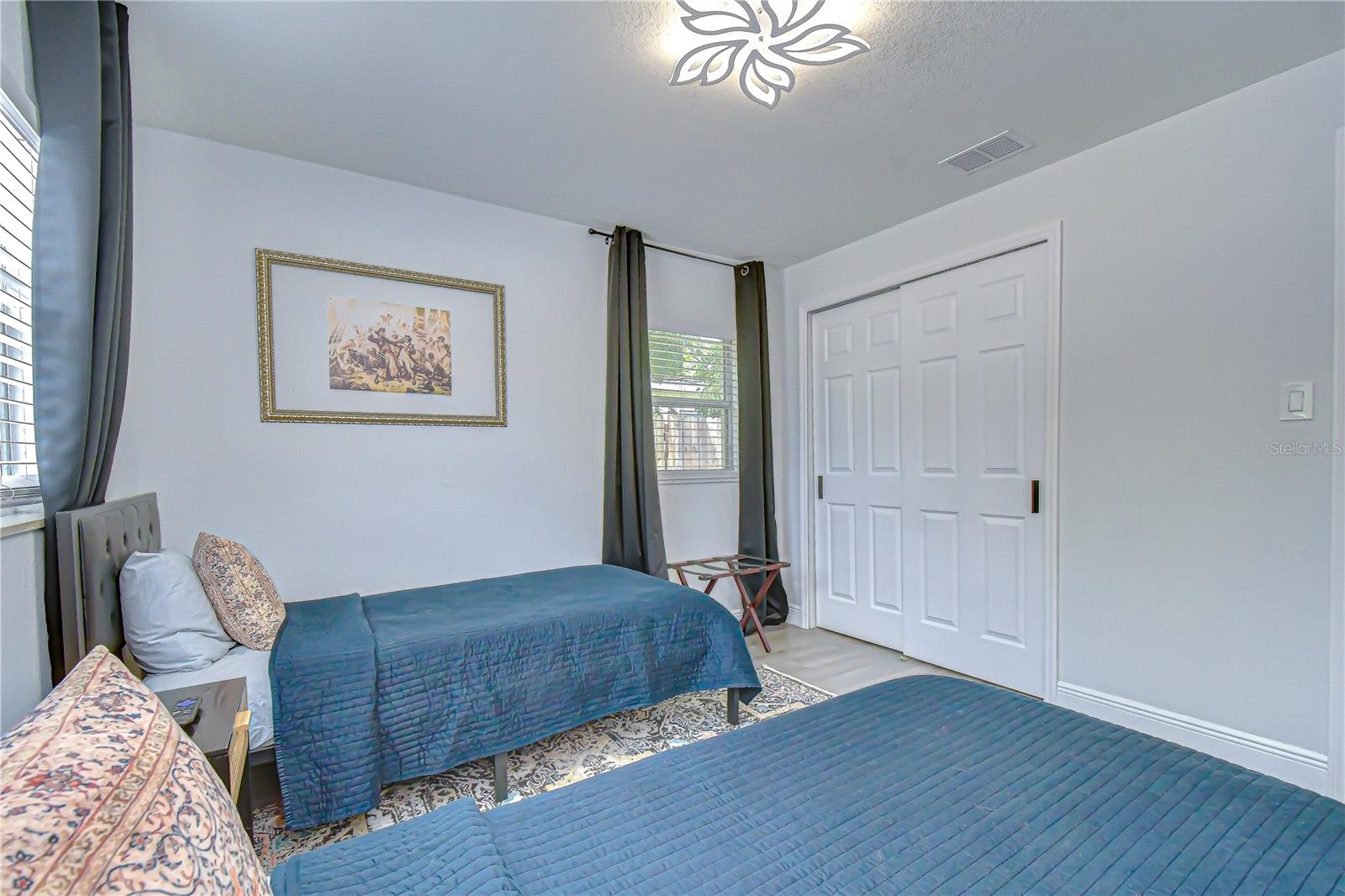 LAUREL TERRACE - Residential