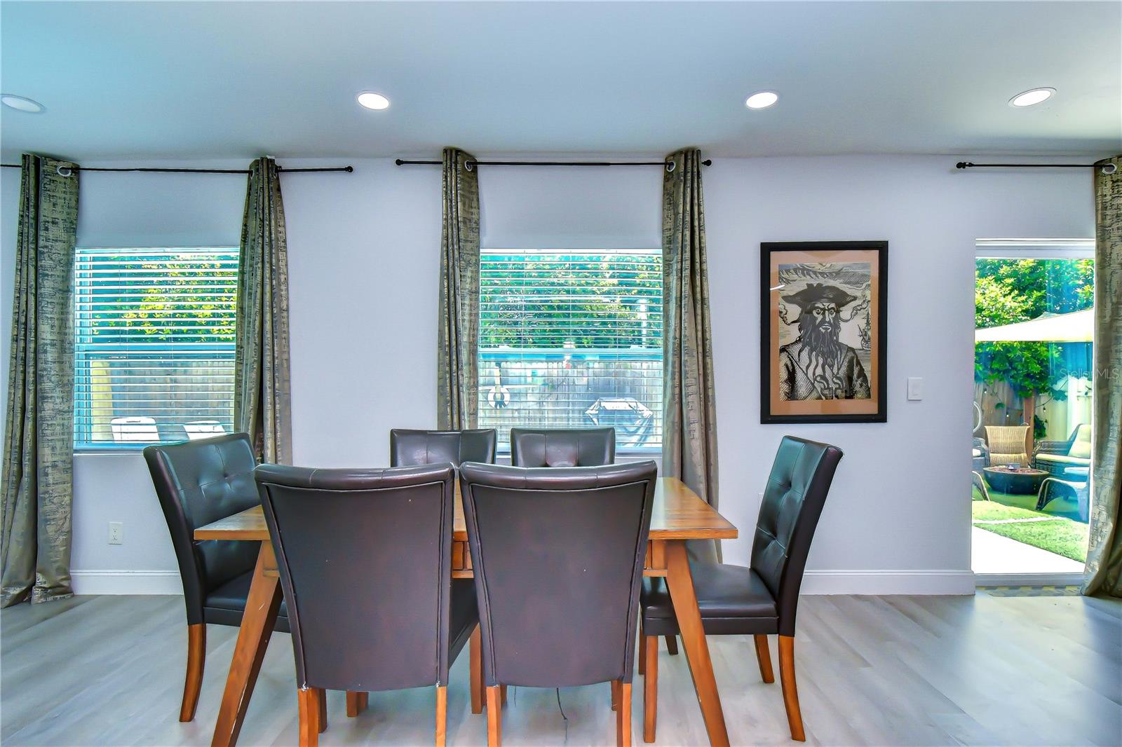 LAUREL TERRACE - Residential