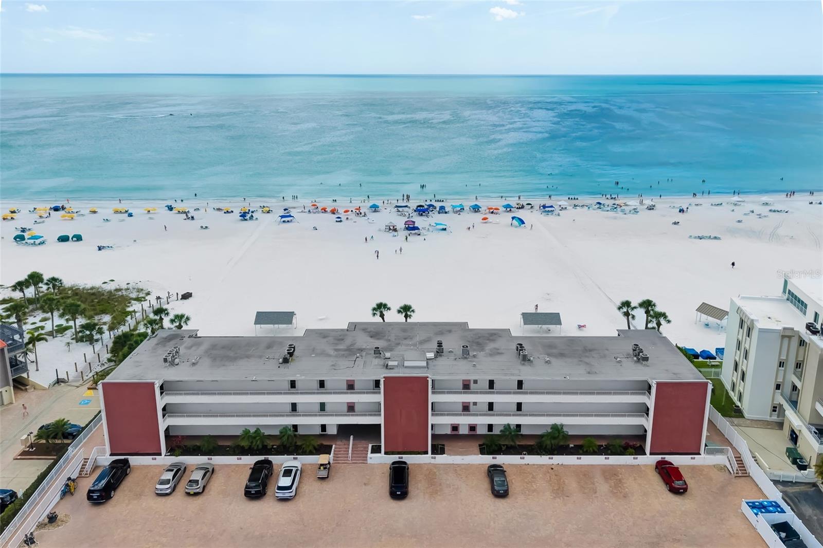 CASA BLANCA VILLAS - Residential